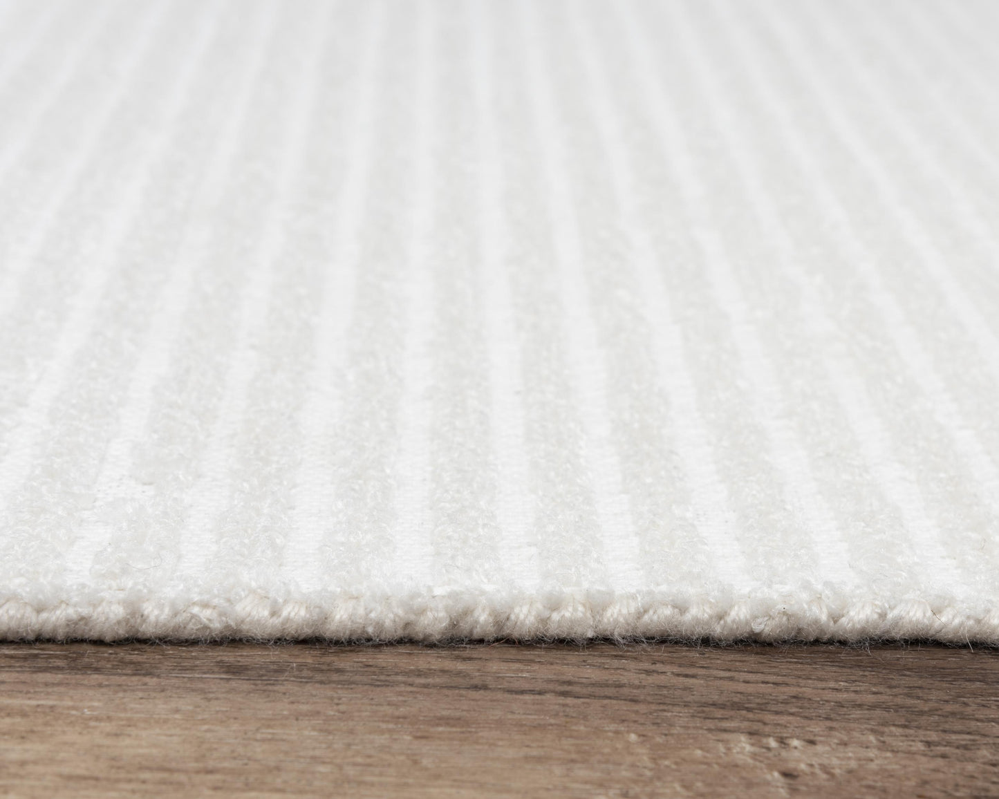 Vista A09106 White Hand-Tufted Rug - Rizzy