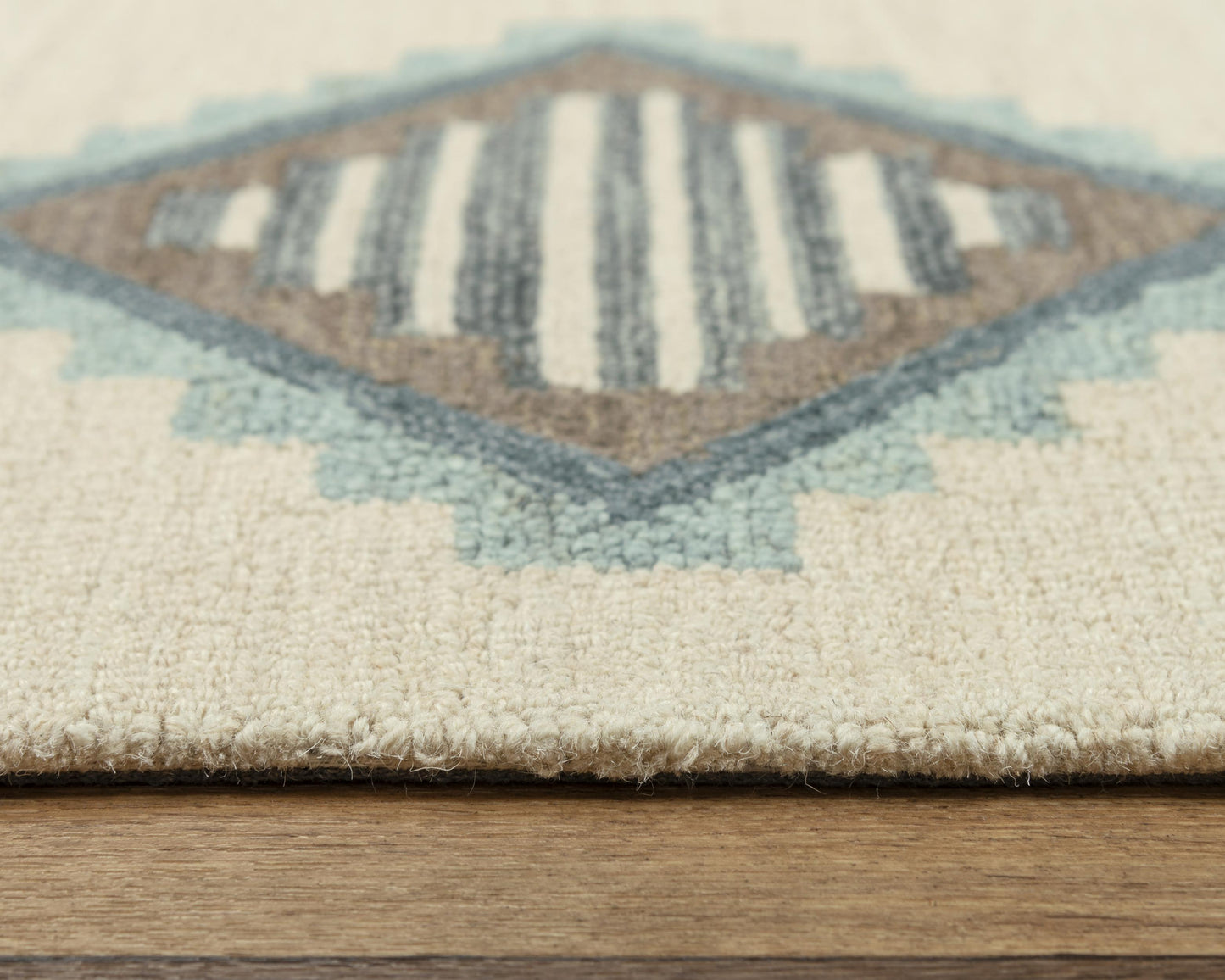 Sedona A15111 Ivory Hand-Tufted Rug - Rizzy
