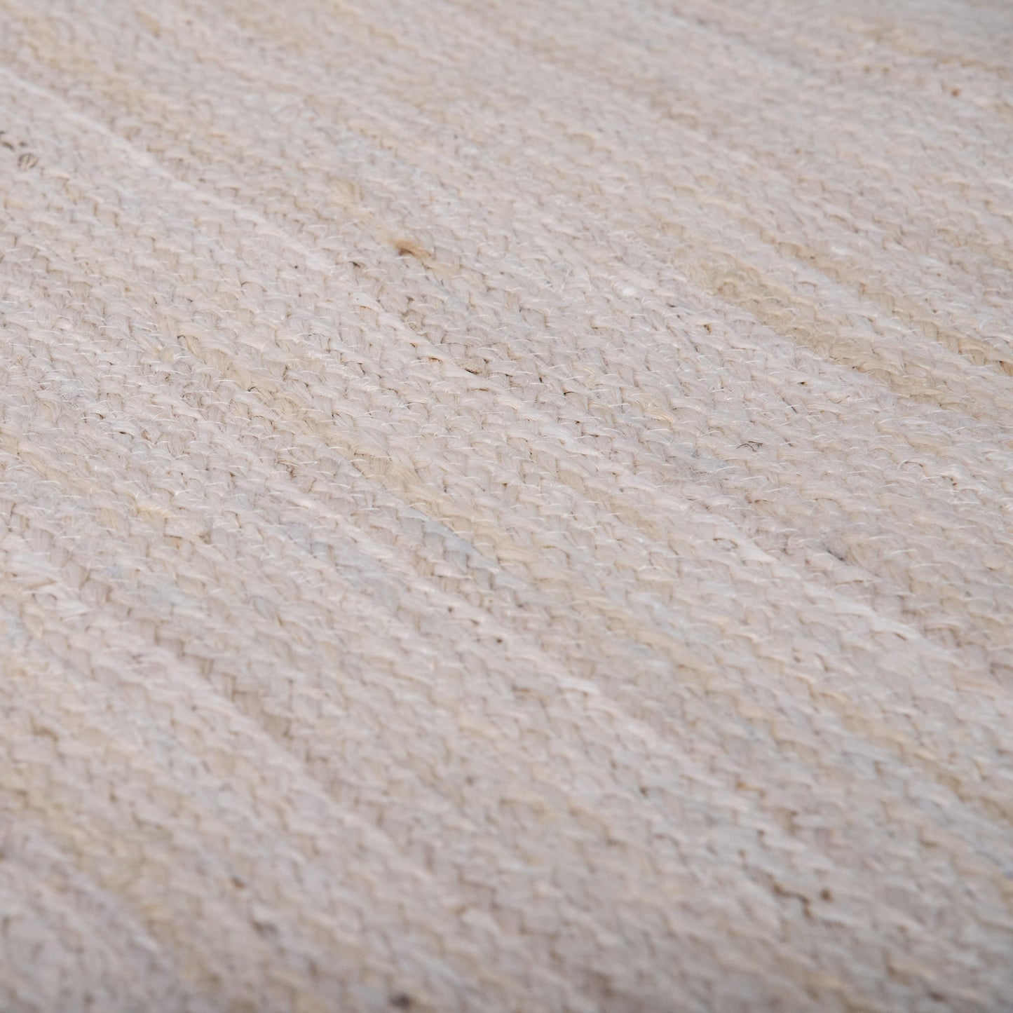 Batique BAT685 Ivory Hand Woven Rug - Rizzy