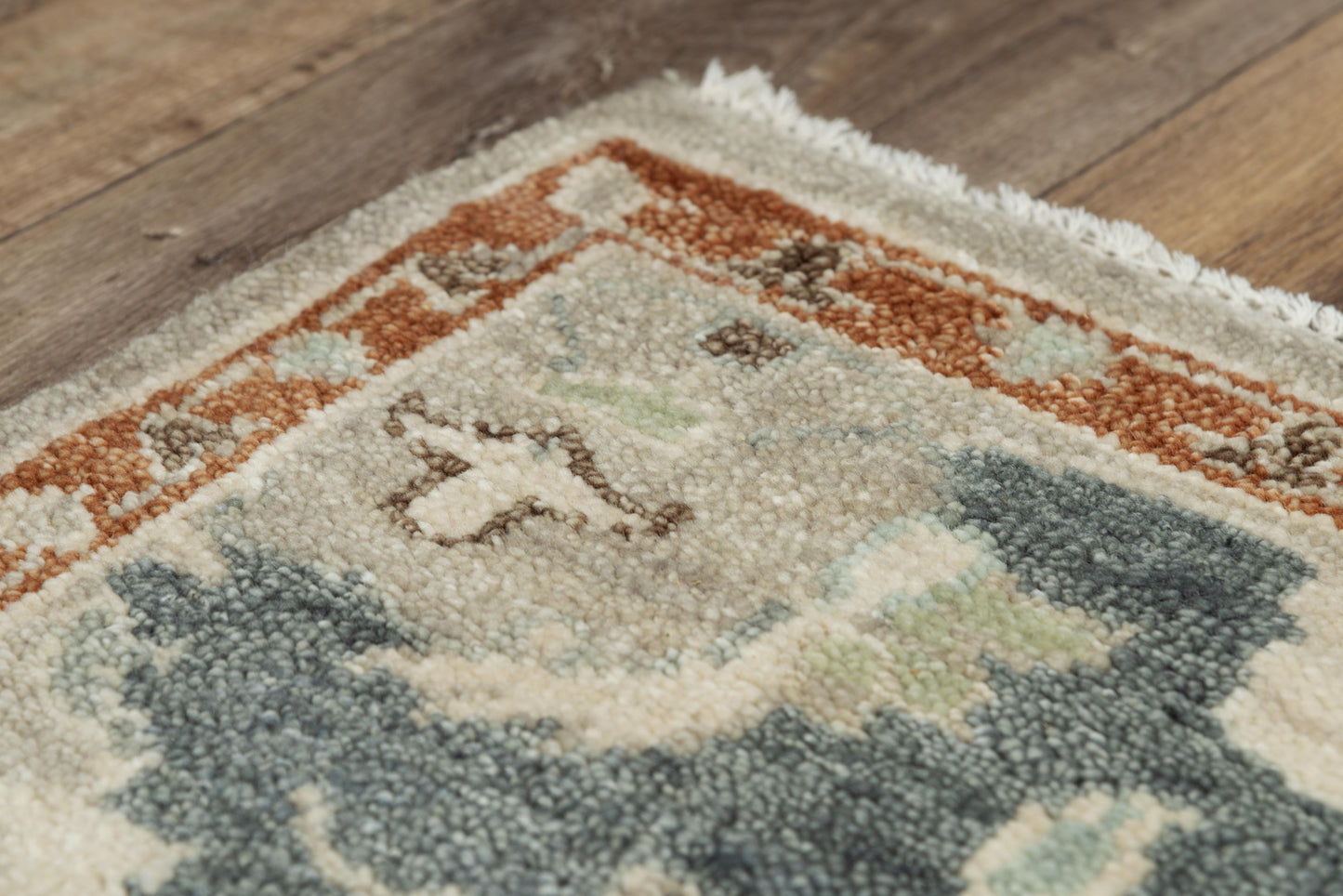 Belmont BMT956 Lt. Blue Hand Knotted Rug - Rizzy