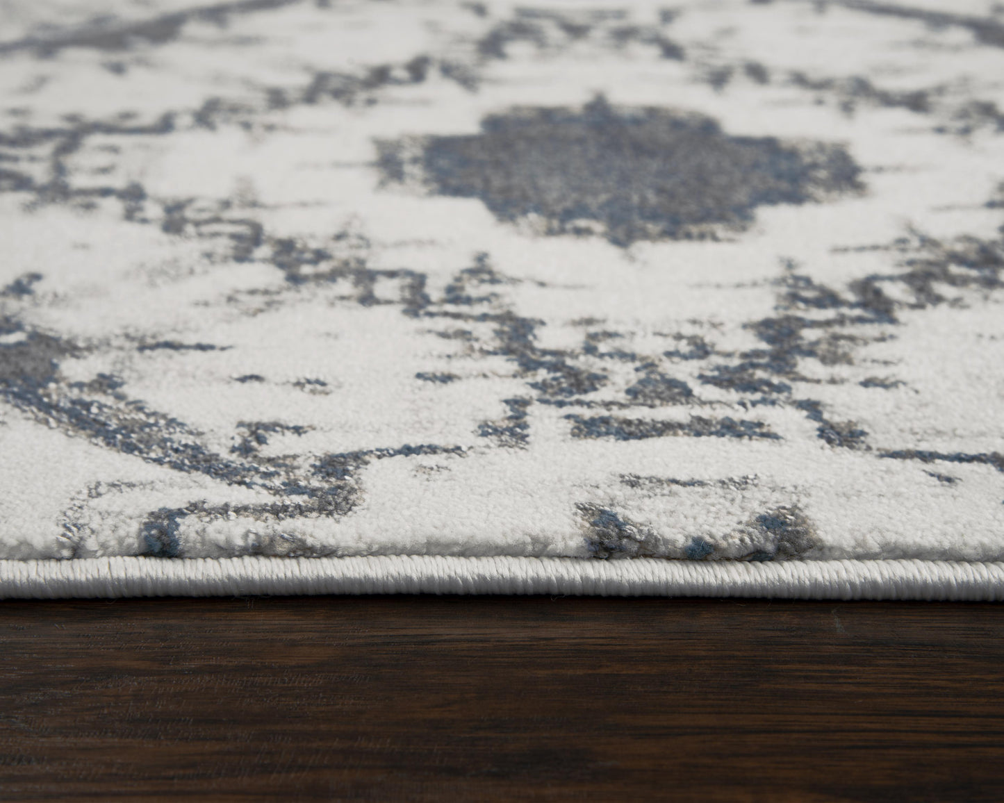 Bristol BRS108 Beige/Blue Machine-Made Rug - Rizzy