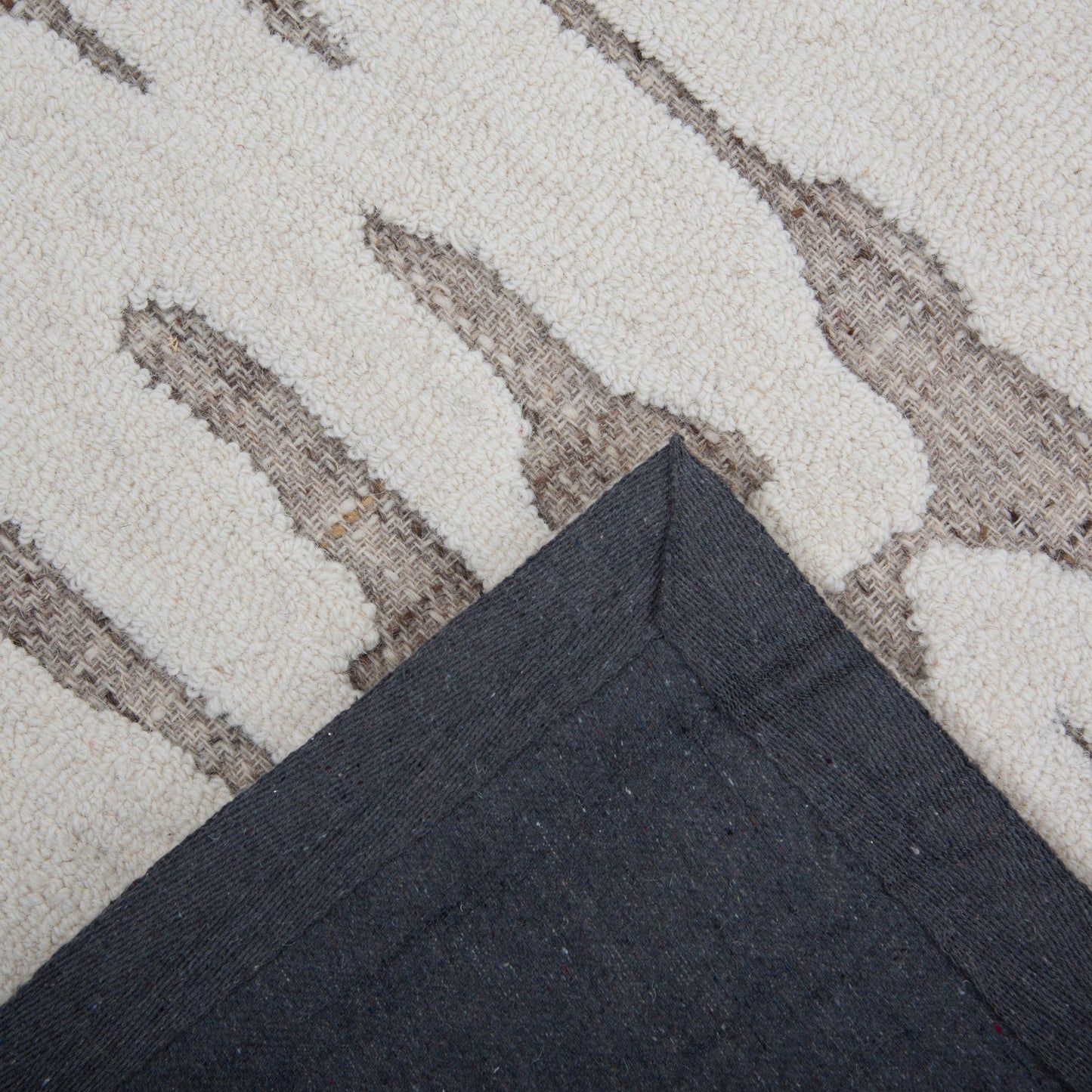 Bixby BX02TN Tan Hand Tufted Rug - Rizzy