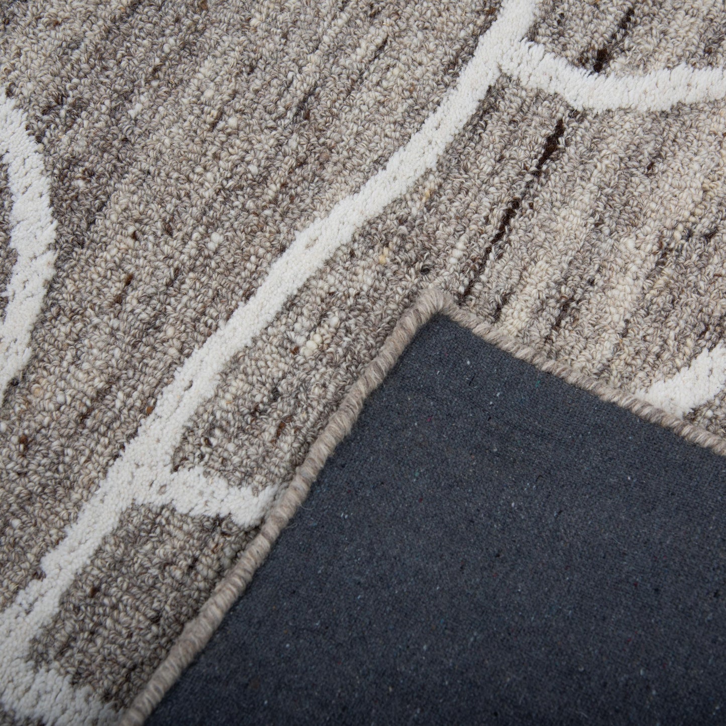 Bixby BX06TN Tan Hand Tufted Rug - Rizzy