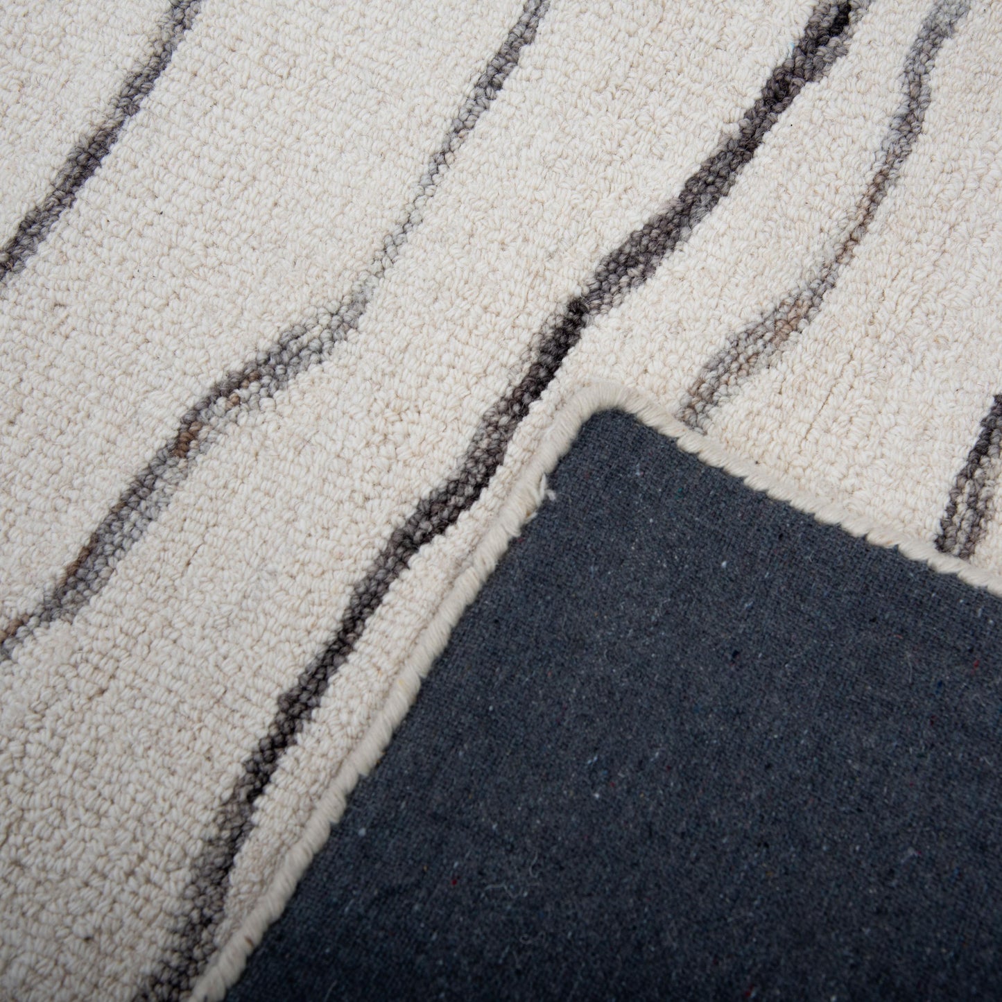Bixby BX07IV Ivory Hand-Tufted Rug - Rizzy