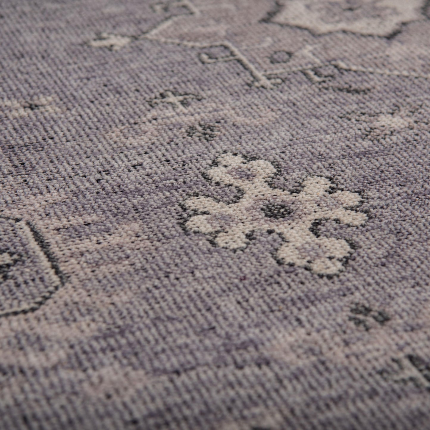 Centra CET726 Gray Hand knotted Rug - Rizzy