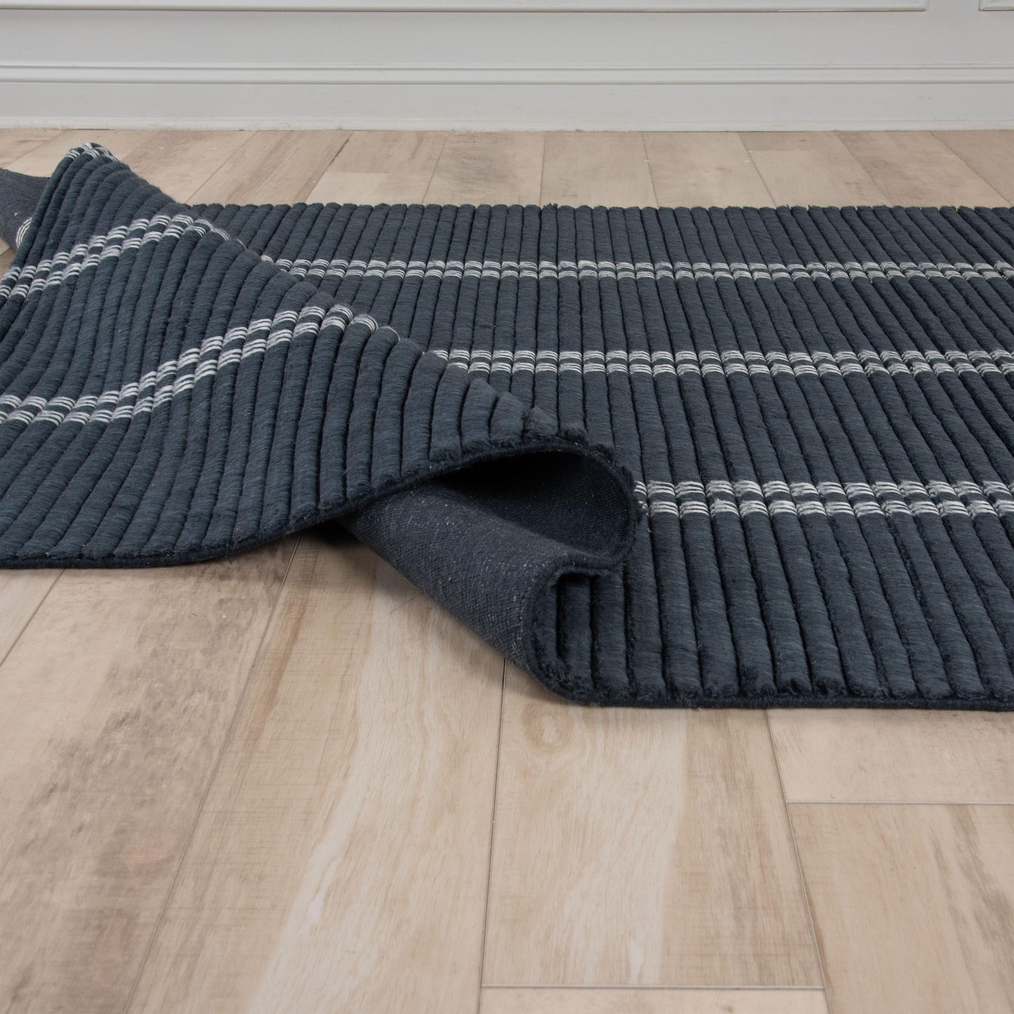 Dream DRM242 Charcoal Hand Loomed Rug - Rizzy