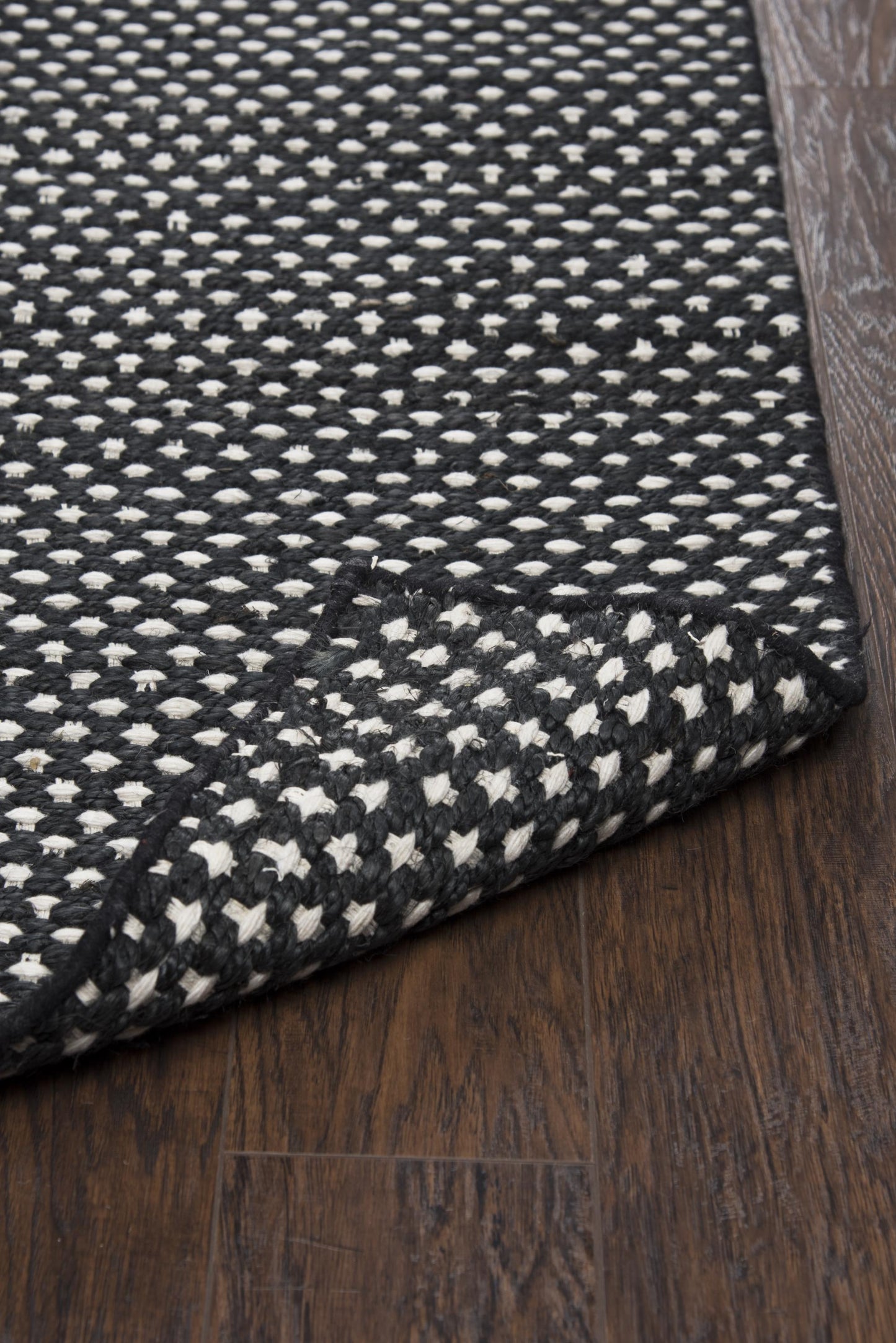 Ellington EG9038 Black Hand-Woven Rug - Rizzy