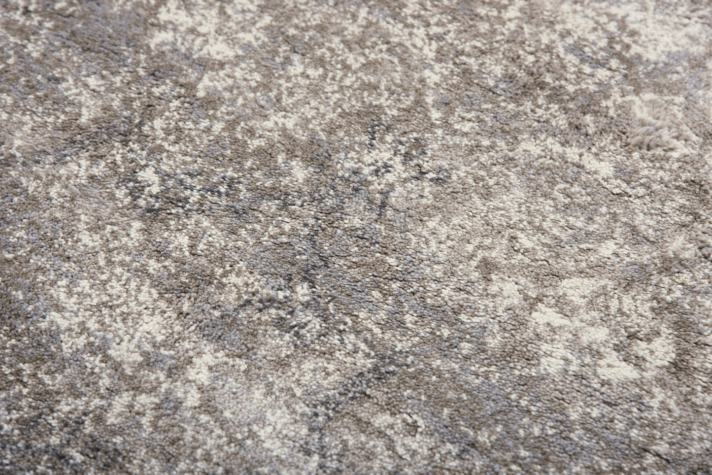 Encore EN7270 Beige Power Loomed Rug - Rizzy
