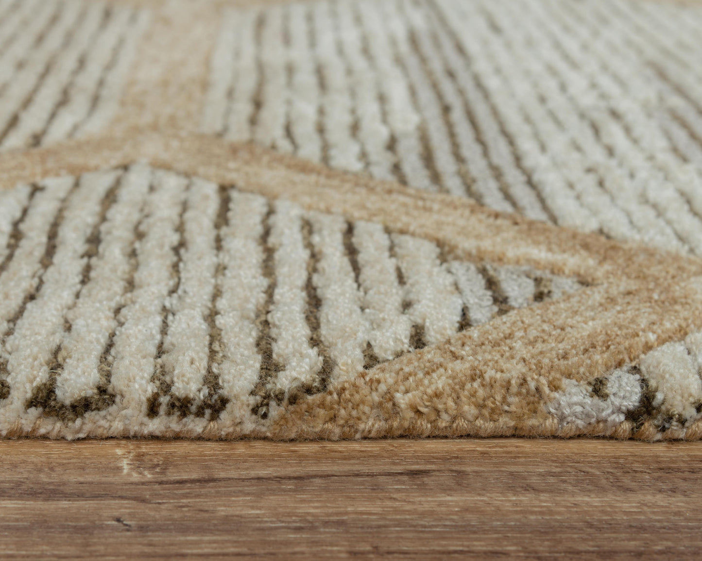 Haven HVN101 Beige Hand-Tufted Rug - Rizzy