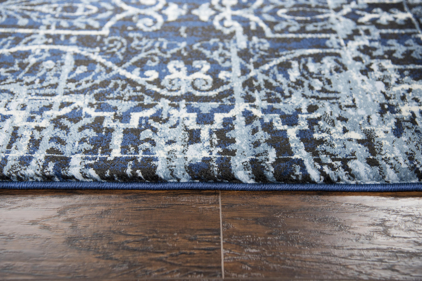 Panache PN6964 Blue/Ivory Machine-Made Rug - Rizzy