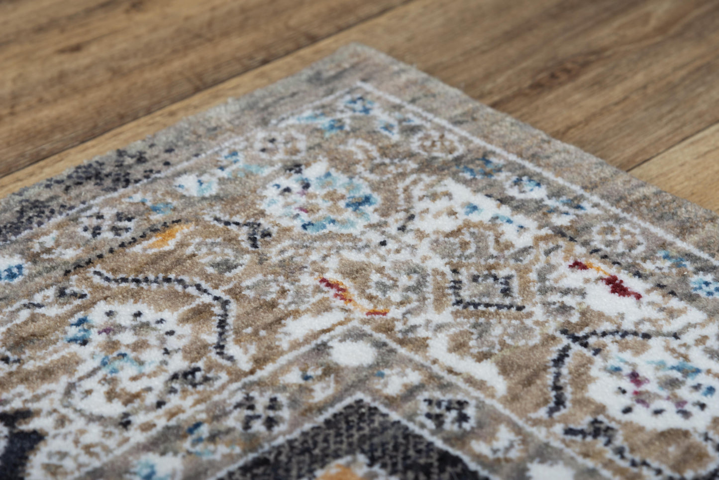 Signature SGN771 Dk. Gray Hybrid Rug - Rizzy