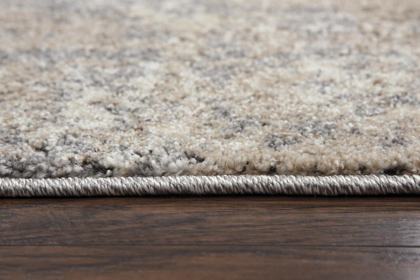 Valencia VCA108 Cream/Beige Machine-Made Rug - Rizzy