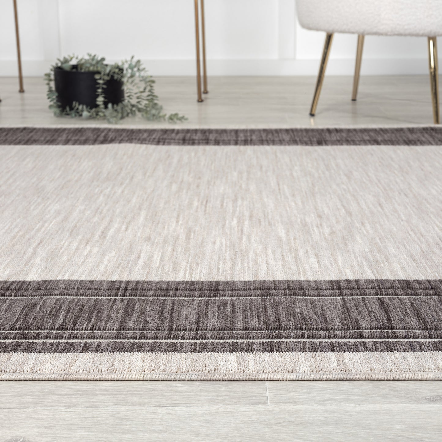 WESTP-82297 Transitional/Casual Machine Made Ivory/Gray PET Yarn Indoor/Outdoor Area Rugs - LR Home