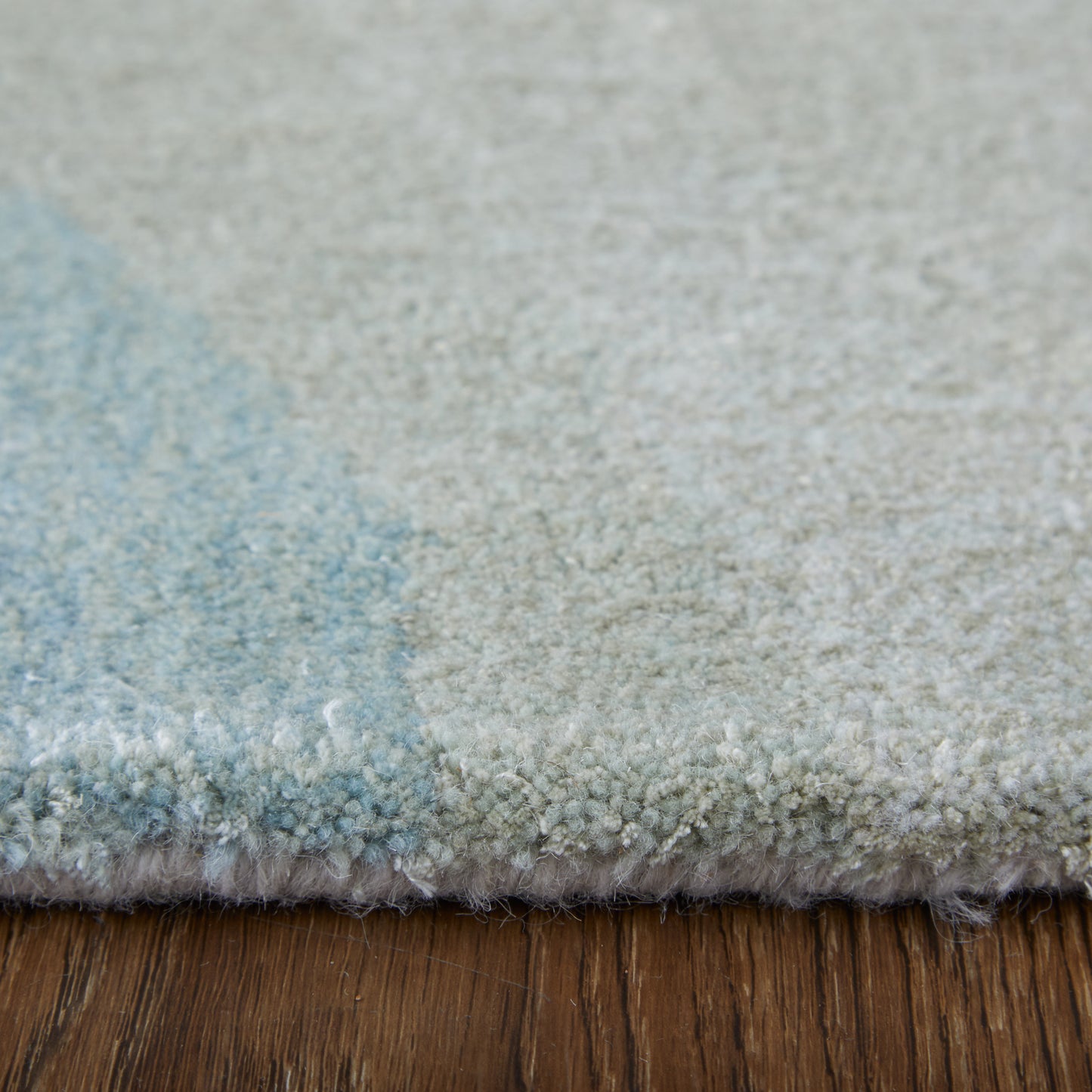 Kawai Modern/Bohemian & Eclectic/Casual Green/Blue/Ivory Area Rug