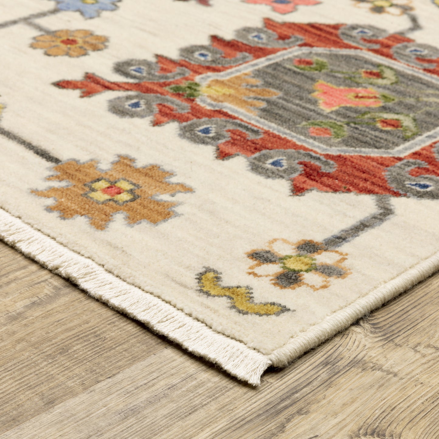 LUCCA 8111W Ivory Rug - ORIENTAL WEAVERS