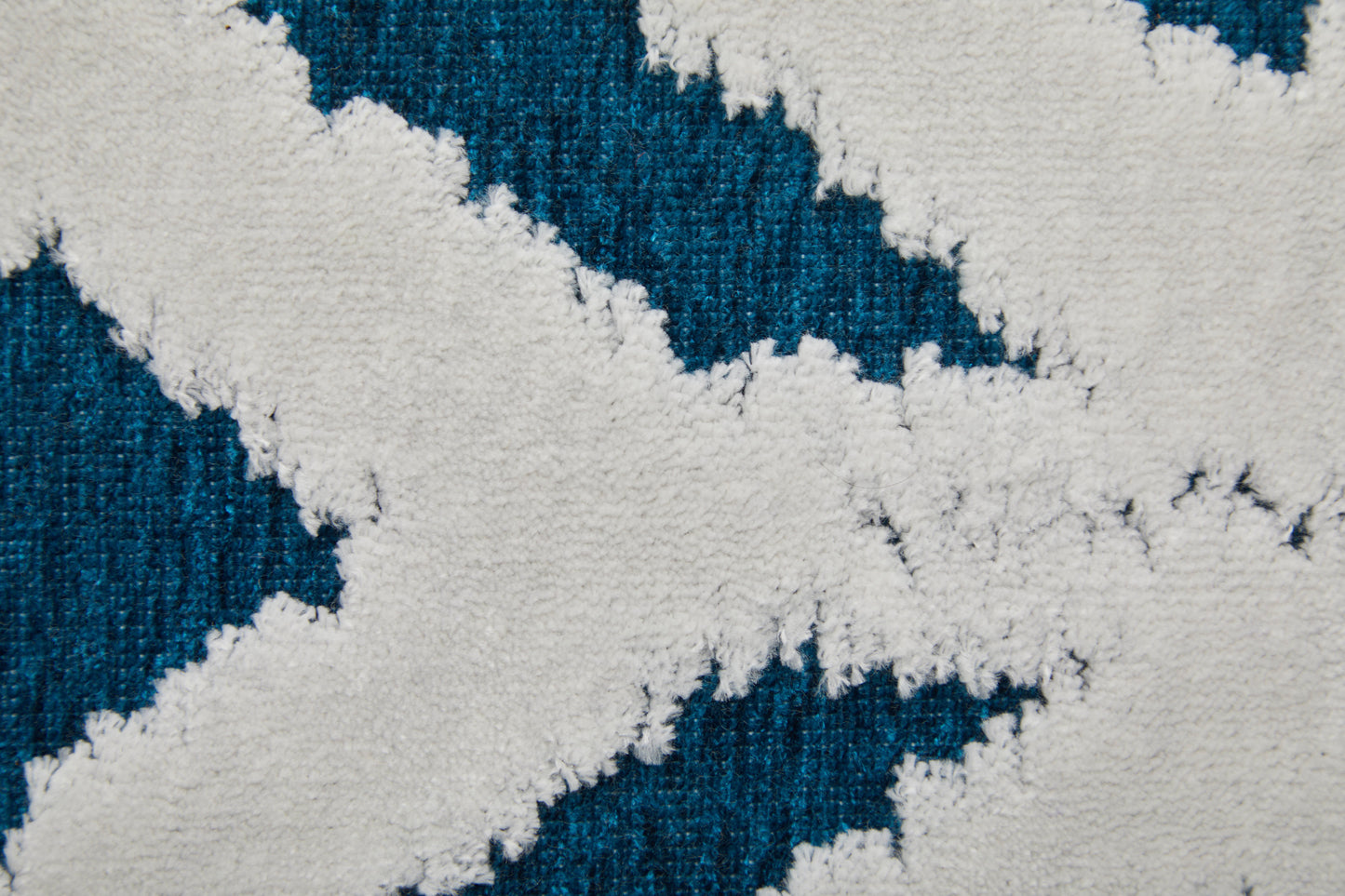 Saphir Mira Modern/Farmhouse/Scandinavian Solid/Diamond/Geometric Blue/Green/White - Feizy Rug