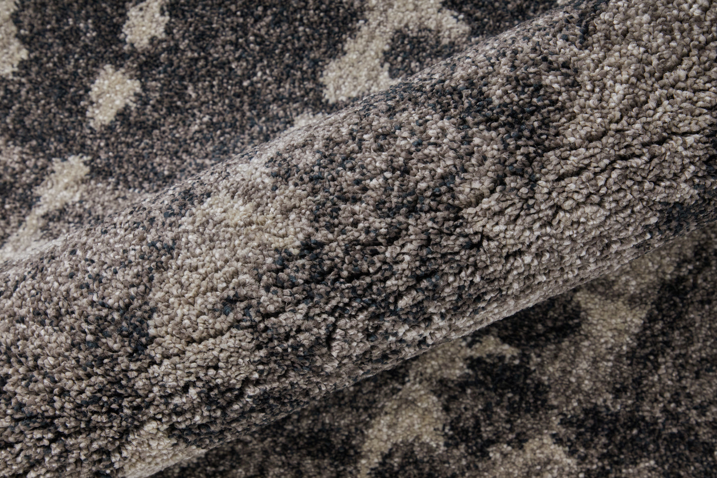 Skyview Modern/Industrial/Bohemian & Eclectic Black/Gray/Ivory Accent Rug  Feizy Rugs Small Parcel,Feizy Rugs,Skyview,Black/Gray/Ivory,1'8" x 2'10",Accent Rug,Polypropylene,Modern/Industrial/Bohemian & Eclectic,Turkey