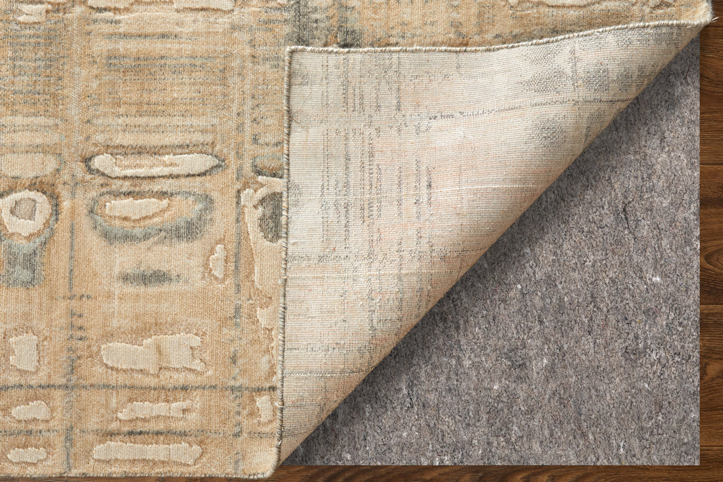 Jaxson Modern/Industrial/Bohemian & Eclectic Ivory/Tan/Gray Accent Rug