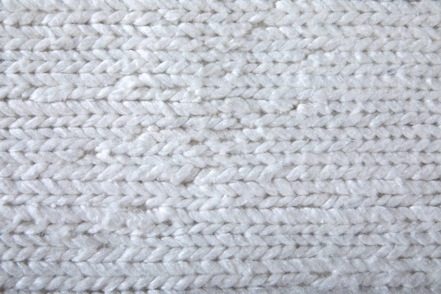 Finley Modern/Casual Solid/Distressed White - Feizy Rug