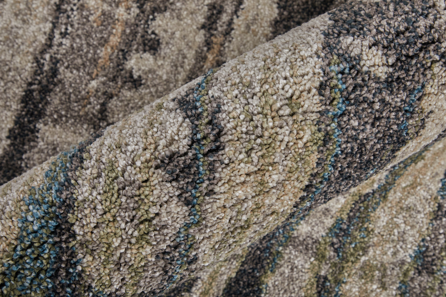 Skyview Modern/Industrial/Rustic Gray/Black/Ivory Area Rug