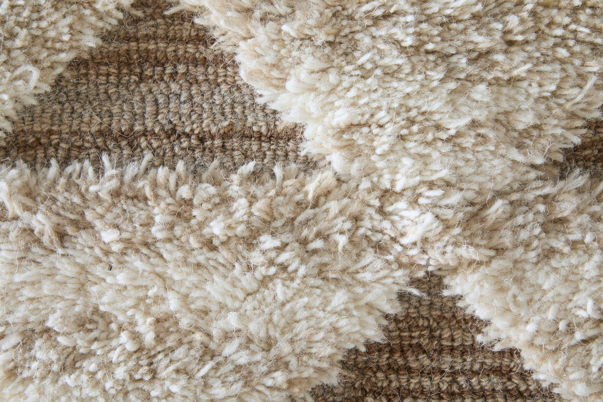 Anica Modern/Bohemian & Eclectic/Global Geometric/Abstract Ivory/Taupe/Gray - Feizy Rug