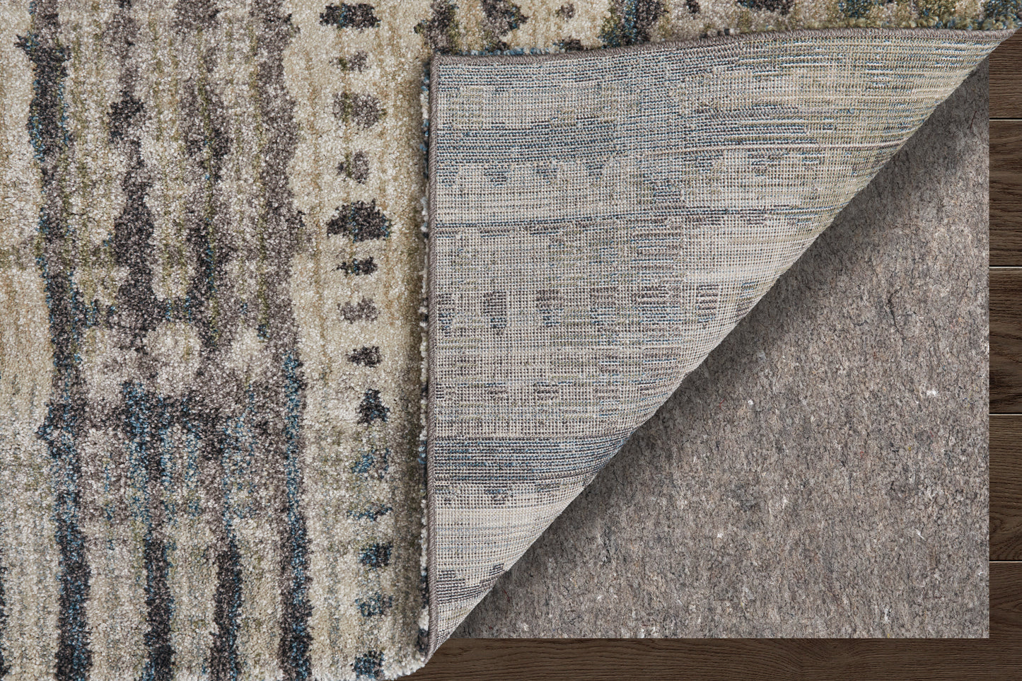 Skyview Modern/Industrial/Rustic Gray/Black/Ivory Area Rug