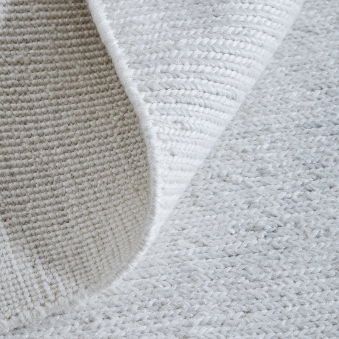 Finley Modern/Casual Solid/Distressed White - Feizy Rug