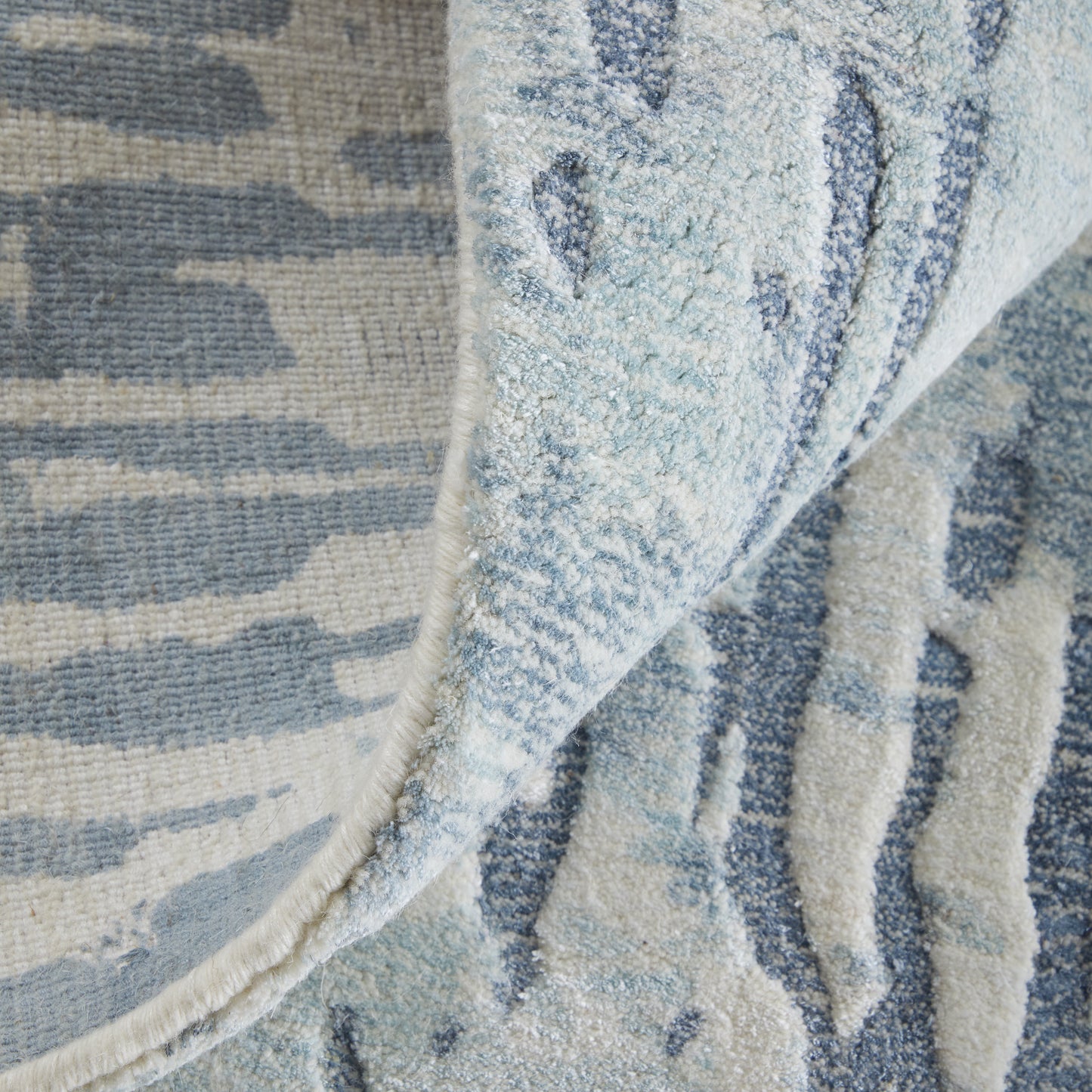 Braden Modern/Industrial/Casual Abstract/Watercolor Blue/Ivory - Feizy Rug
