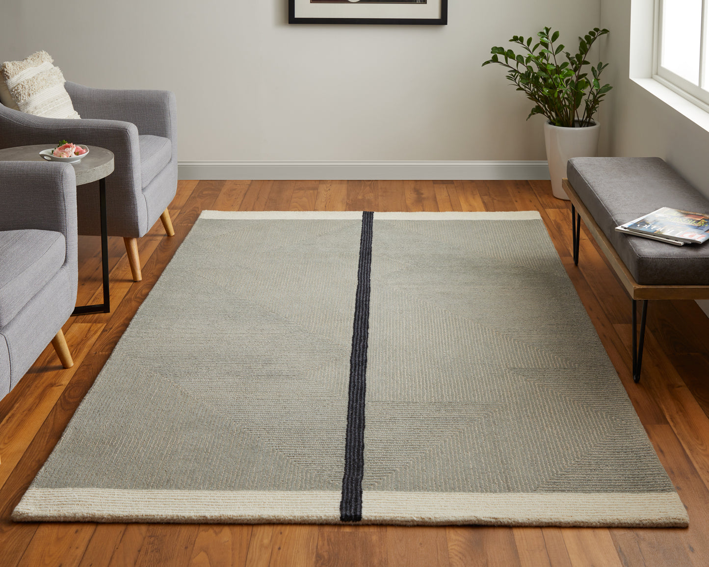 Maguire Transitional/Industrial/Mid-Century Modern Taupe/Black Accent Rug
