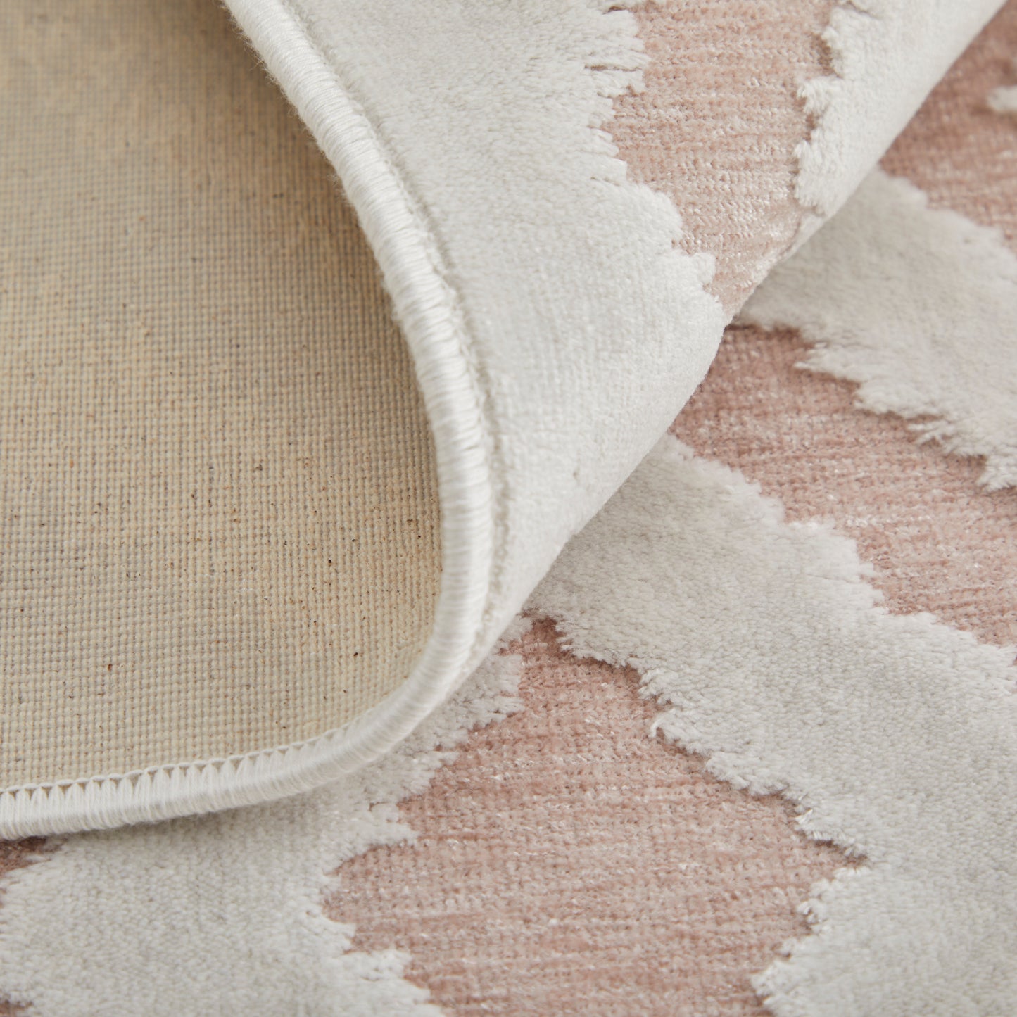 Saphir Mira Modern/Farmhouse/Scandinavian Solid/Diamond/Geometric Pink/White - Feizy Rug