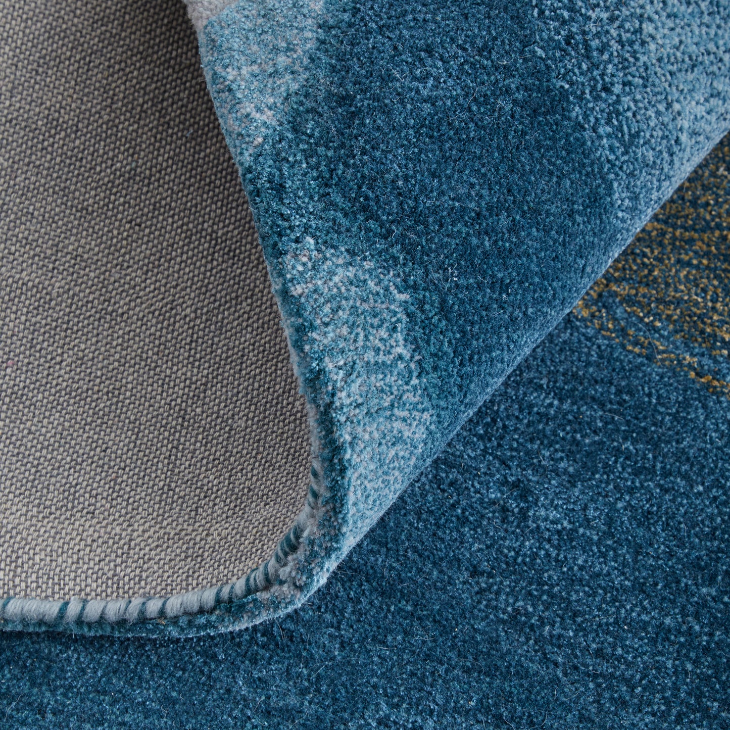 Kawai Modern/Bohemian & Eclectic/Nautical & Coastal Blue/Gold/Gray Area Rug