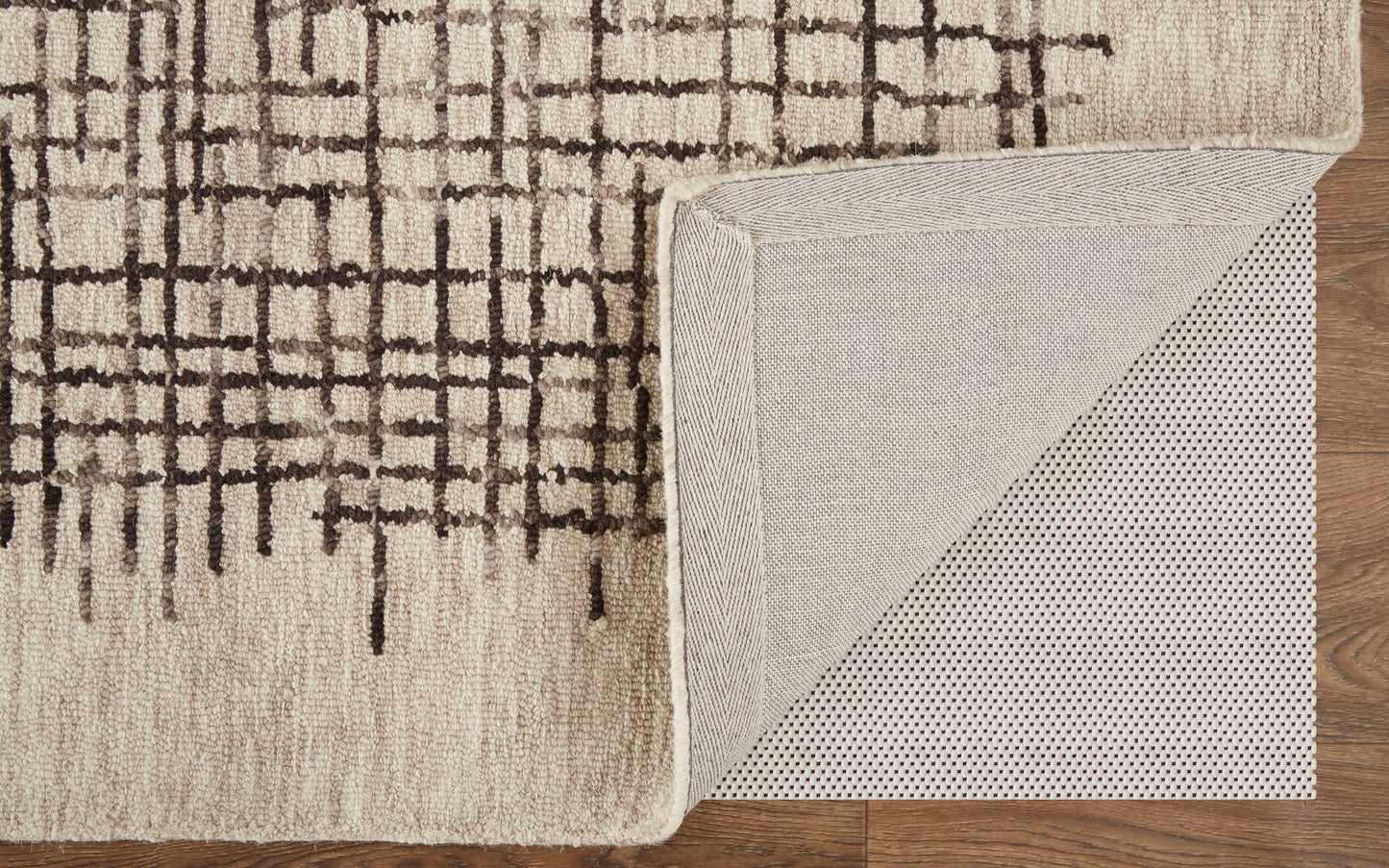 Maddox Transitional/Casual Tan/Brown Accent Rug