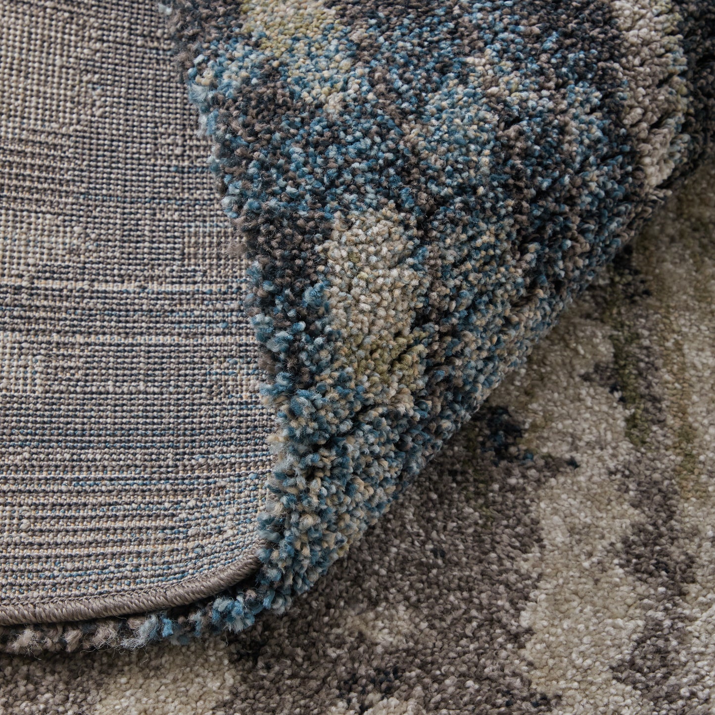 Skyview Modern/Industrial/Rustic Gray/Black/Ivory Accent Rug  Feizy Rugs Small Parcel,Feizy Rugs,Skyview,Gray/Black/Ivory,1'8" x 2'10",Accent Rug,Polypropylene,Modern/Industrial/Rustic,Turkey