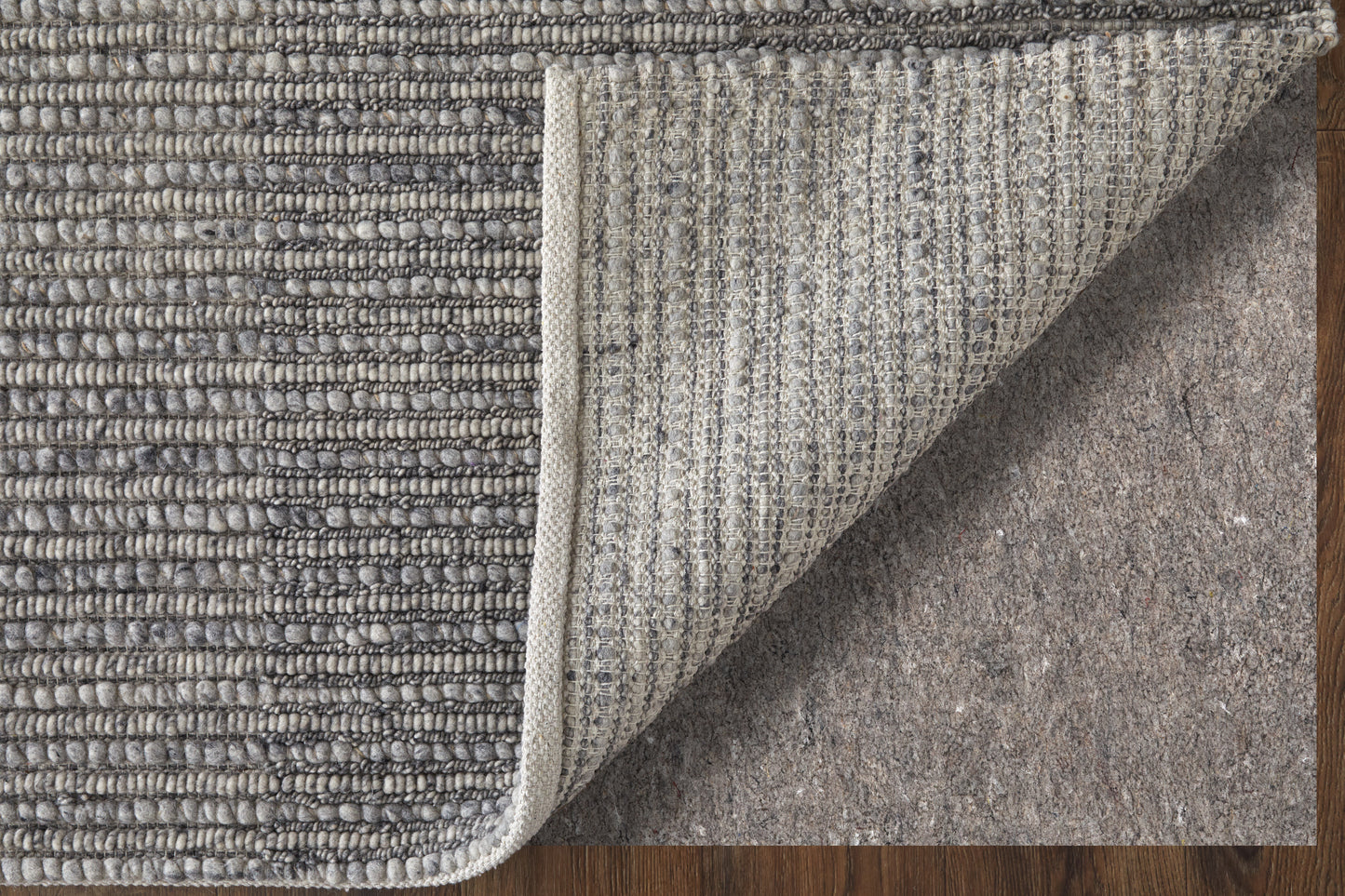Herrick Modern/Casual Ivory/Gray Accent Rug