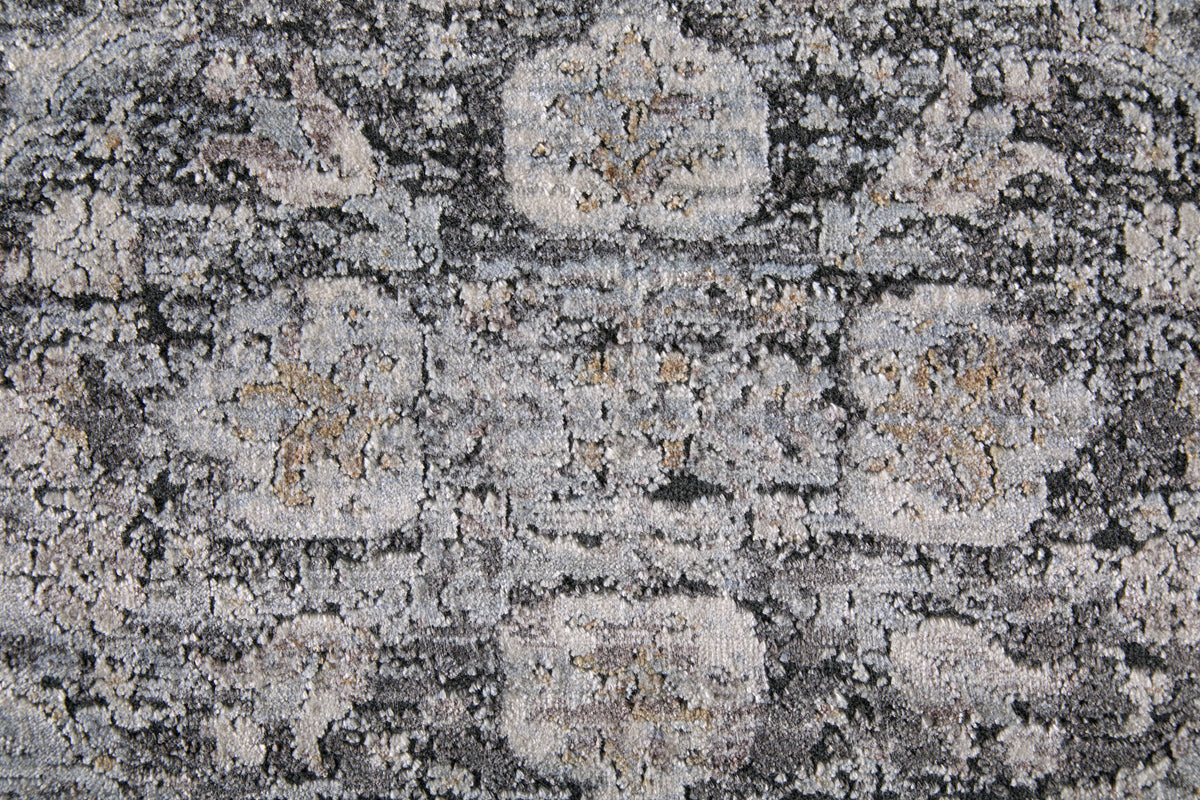 Sarrant Transitional/Bohemian & Eclectic/Casual Medallion/Distressed/Persian Gray/Silver/Ivory 3966 - Feizy Rug