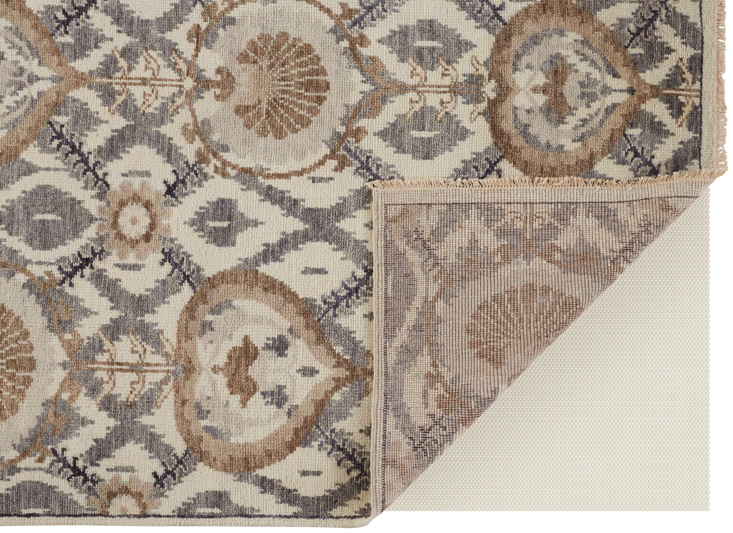 Beall Traditional/Bohemian & Eclectic Ivory/Gray/Taupe Area Rug