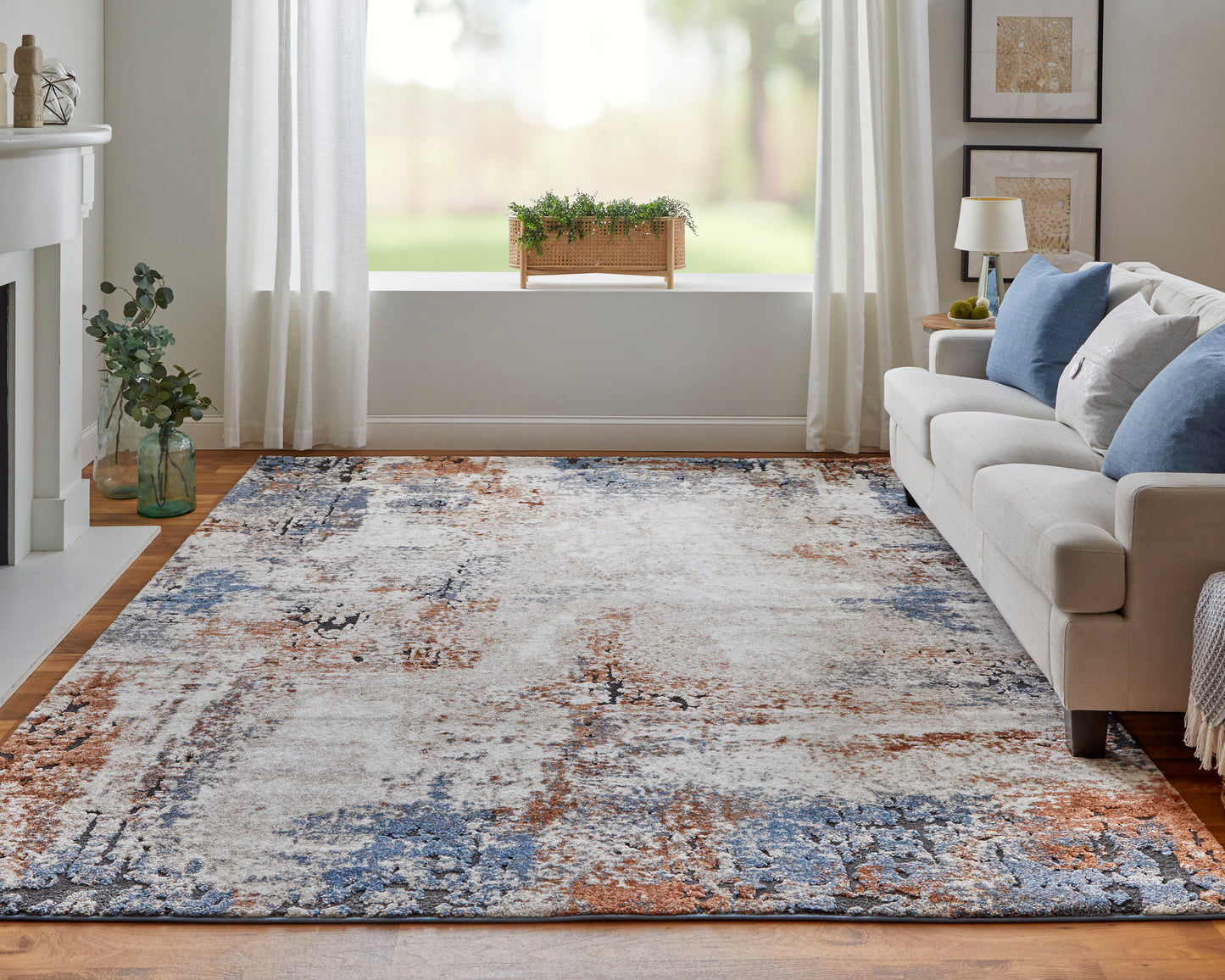 Gilmore Modern/Casual/Bohemian & Eclectic Distressed/Abstract Ivory/Blue/Taupe - Feizy Rug