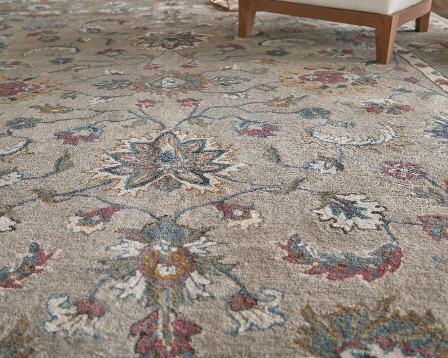 Rylan Transitional/Vintage/Casual Ivory/Taupe/Blue Area Rug