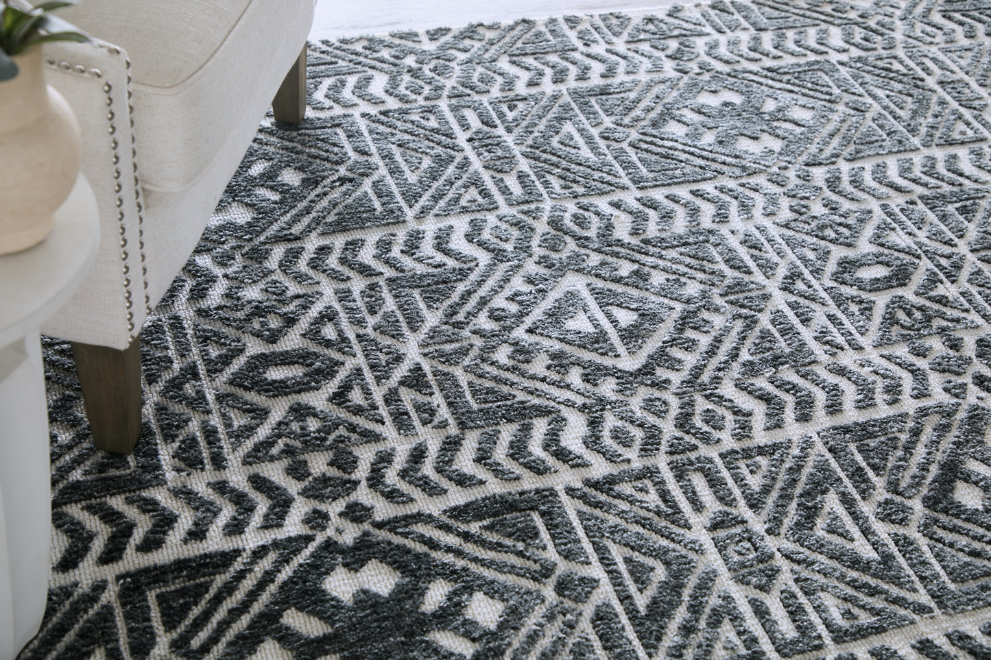 Colton Modern/Cabin & Lodge/Global Southwestern/Geometric Gray/Black/Ivory - Feizy Rug