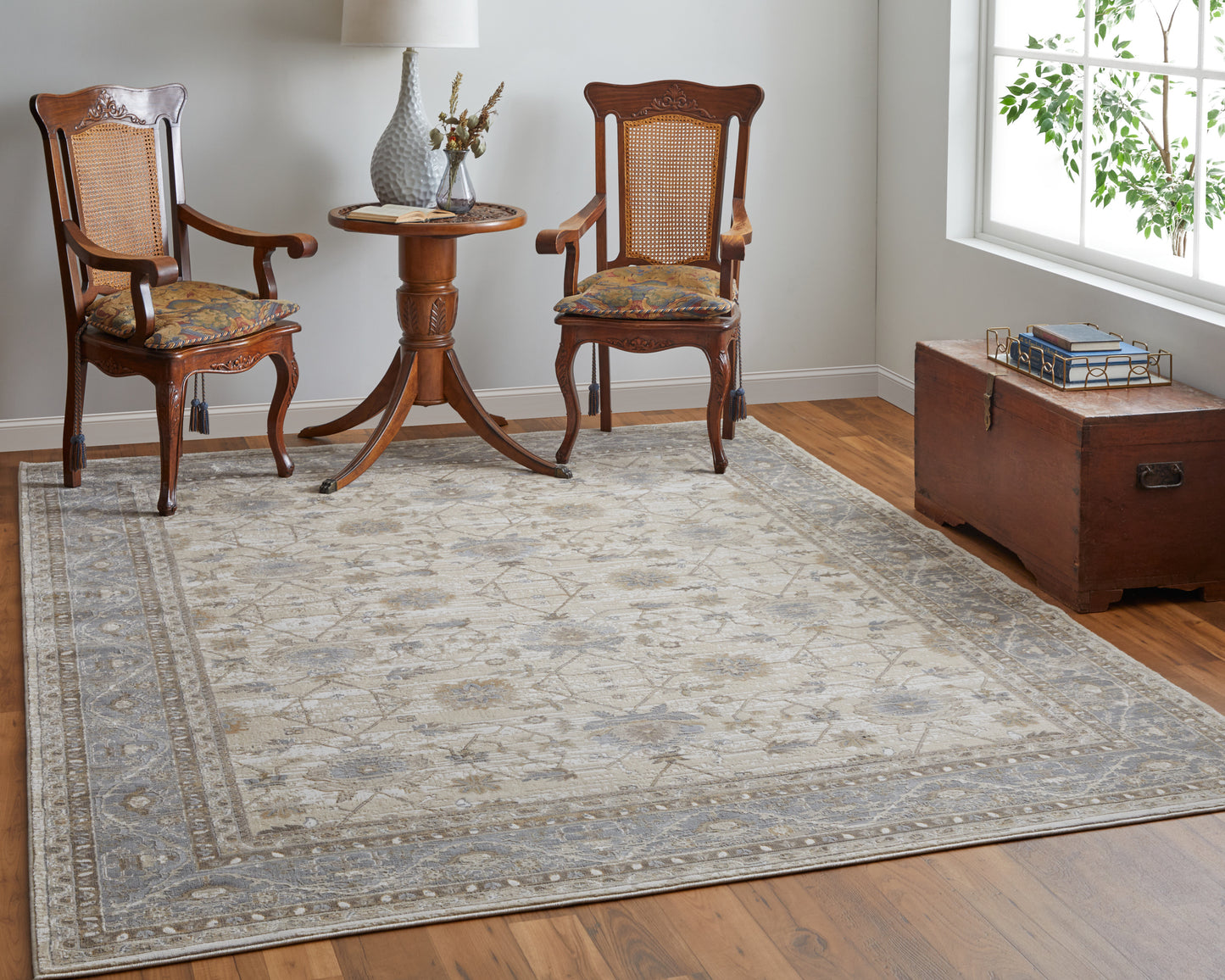 Celene Traditional/Luxury & Glam/Vintage Tan/Ivory/Gray Area Rug