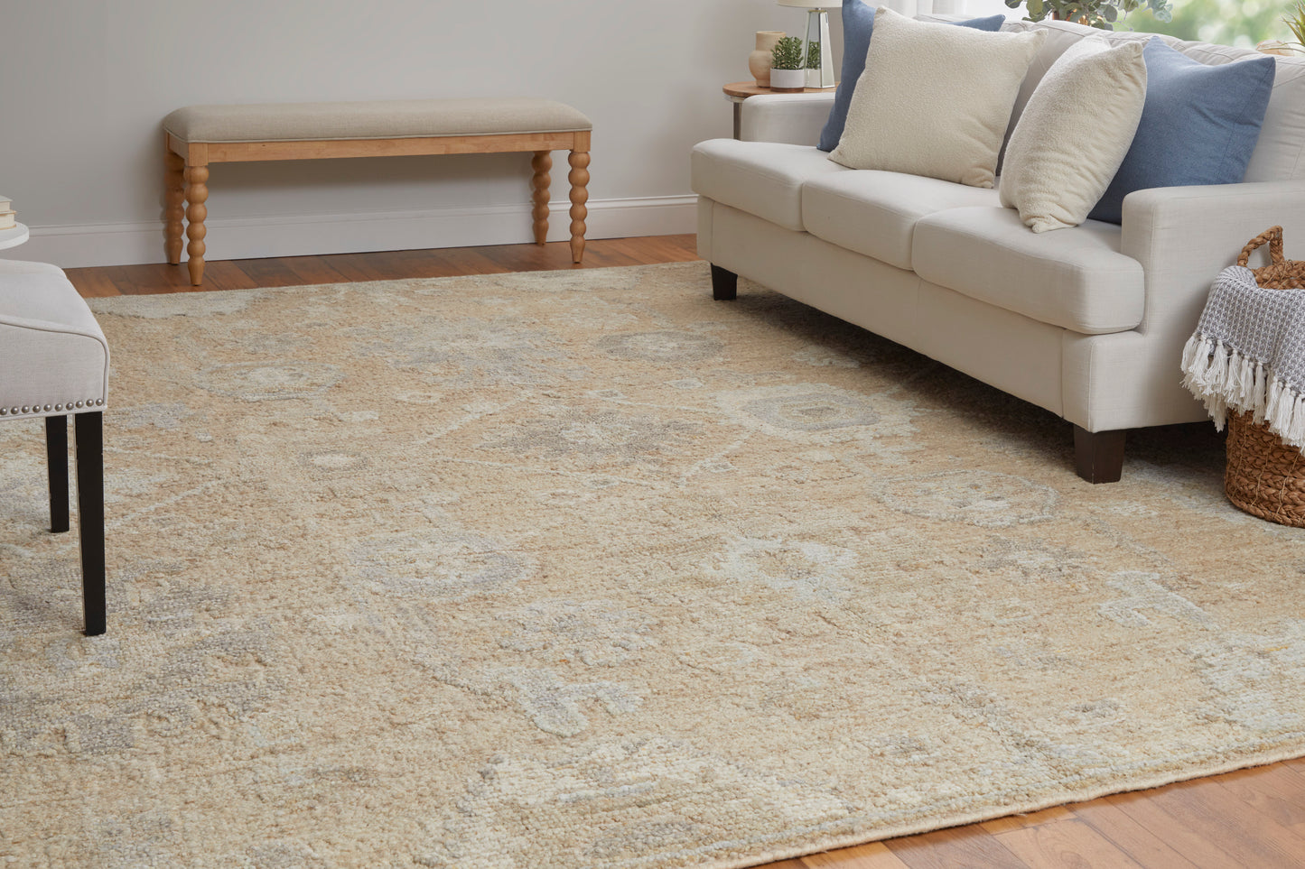 Grafton Transitional/Craftsman/Bohemian & Eclectic Floral & Botanical Tan/Gray/Ivory - Feizy Rug
