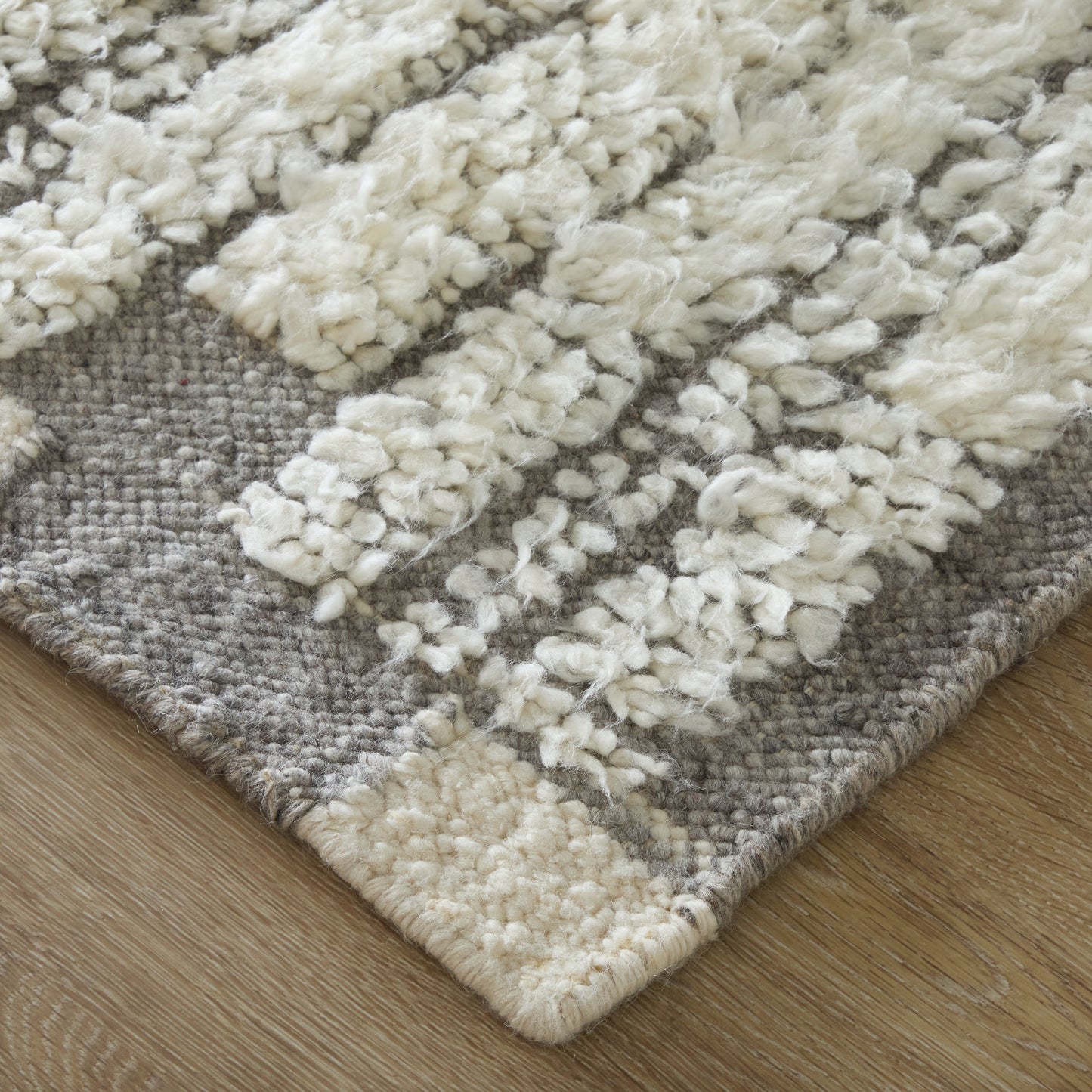 Ashby Transitional/Casual Stripes Ivory/Gray - Feizy Rug