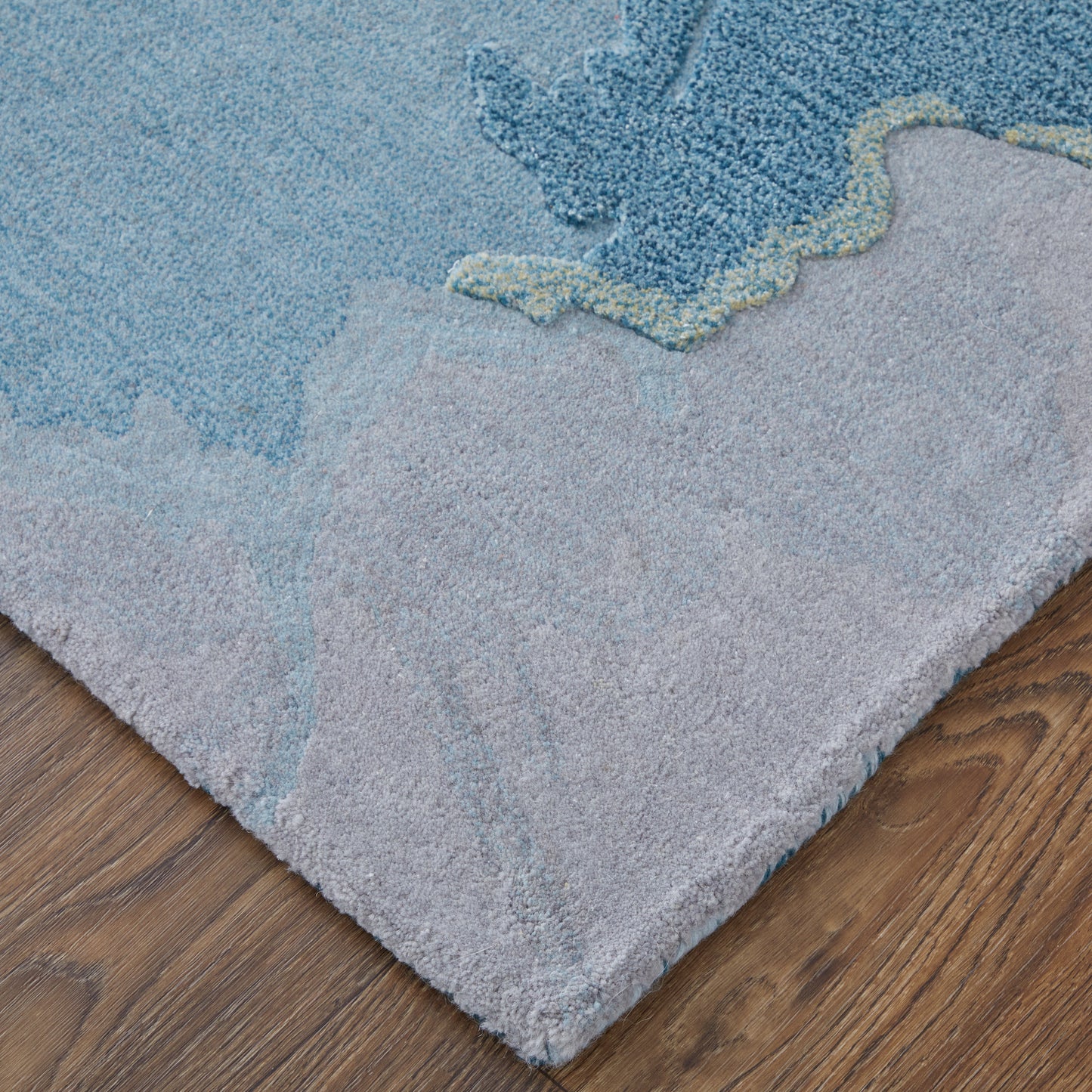 Kawai Modern/Bohemian & Eclectic/Nautical & Coastal Blue/Gold/Gray Accent Rug