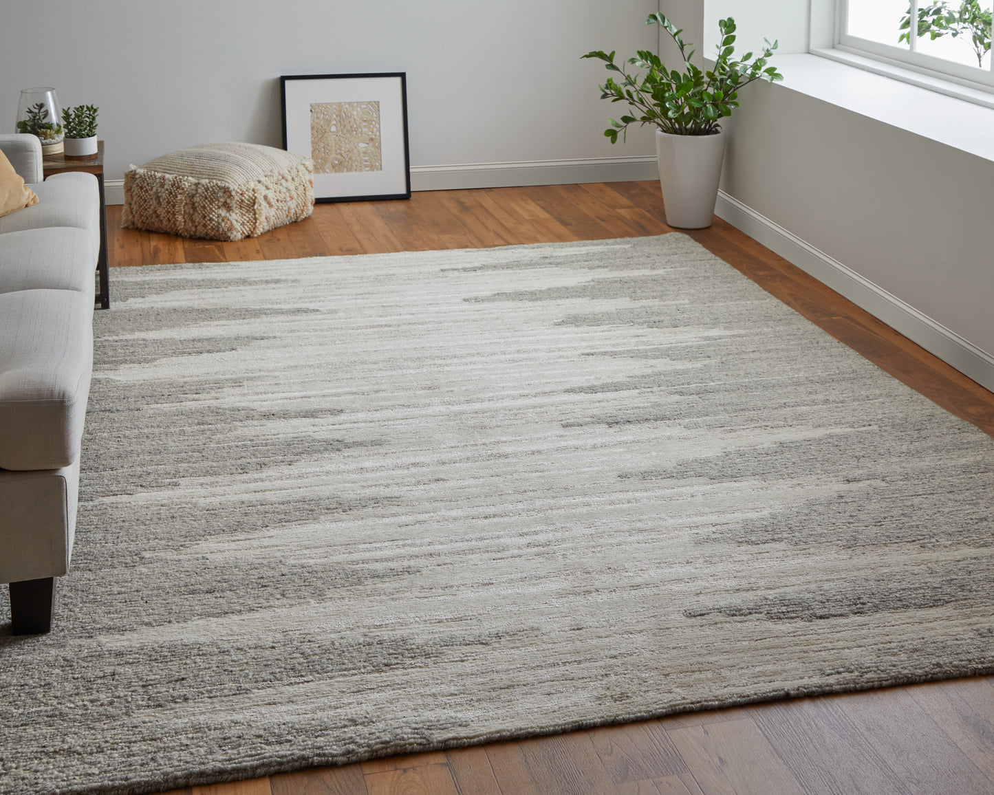 Navaro Modern/Casual/Industrial Gradient & Ombre/Abstract Ivory/Tan - Feizy Rug