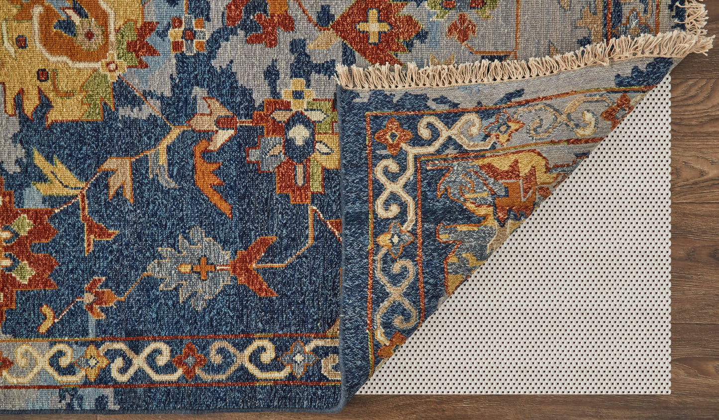 Leylan Transitional/Vintage/Bohemian & Eclectic Blue/Orange/Red Area Rug