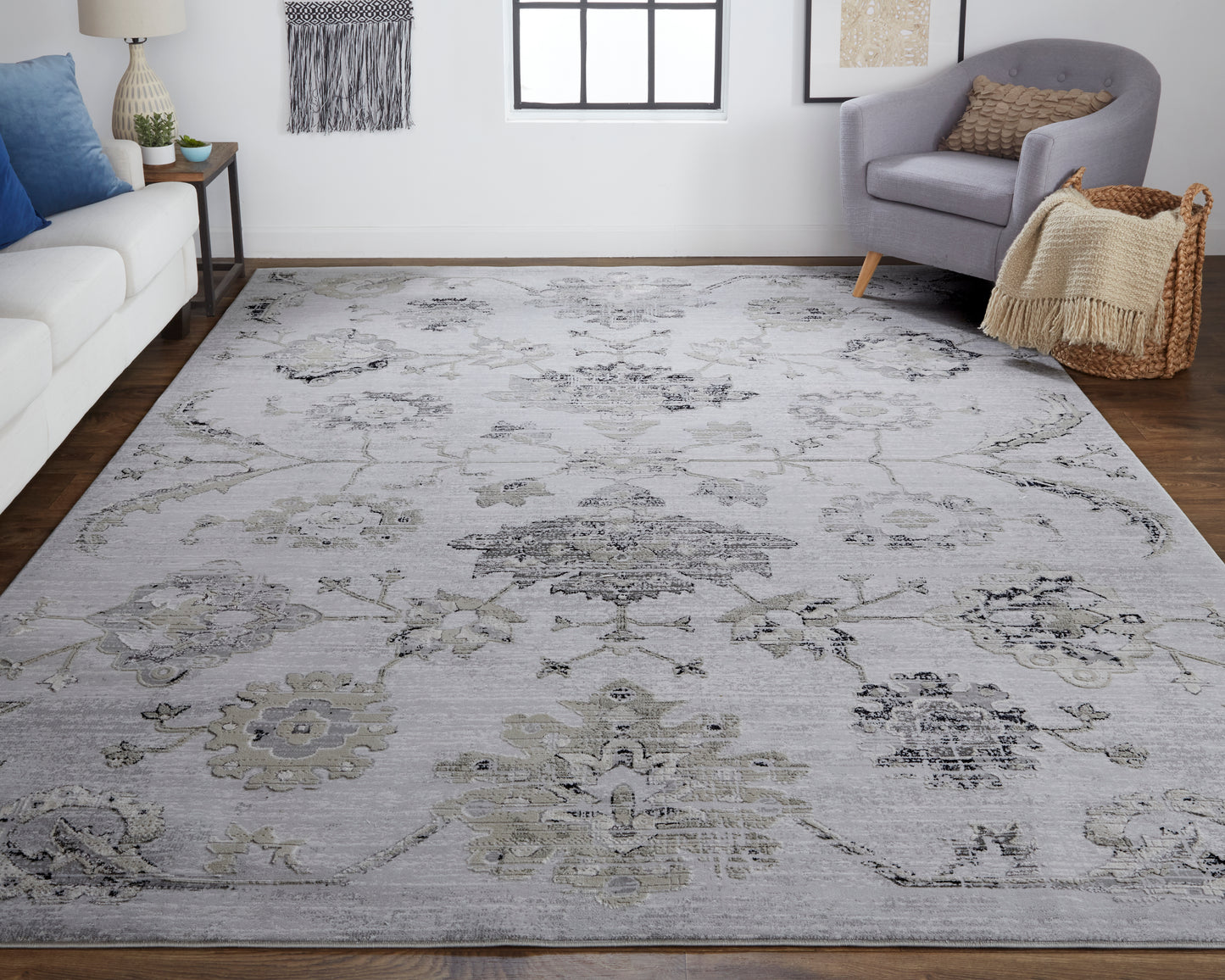 Macklaine Transitional/Bohemian & Eclectic/Vintage Damask/Distressed Silver/Black - Feizy Rug