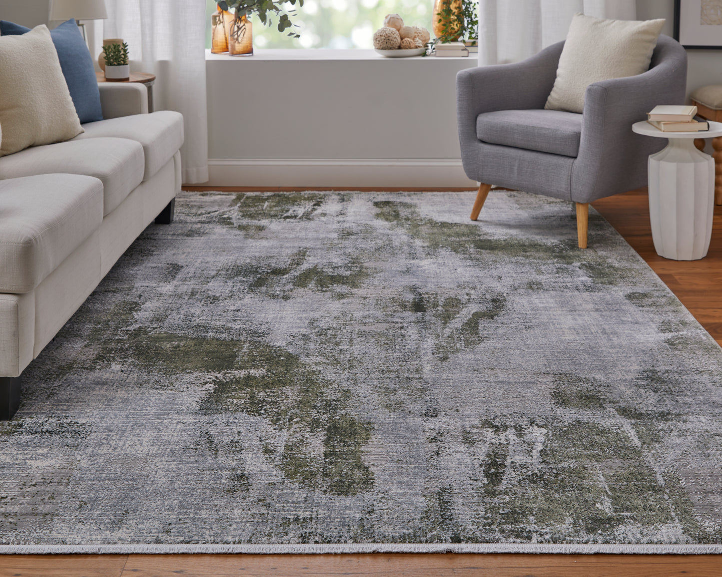 Cadiz Modern/Industrial/Global Gray/Green/Silver Accent Rug