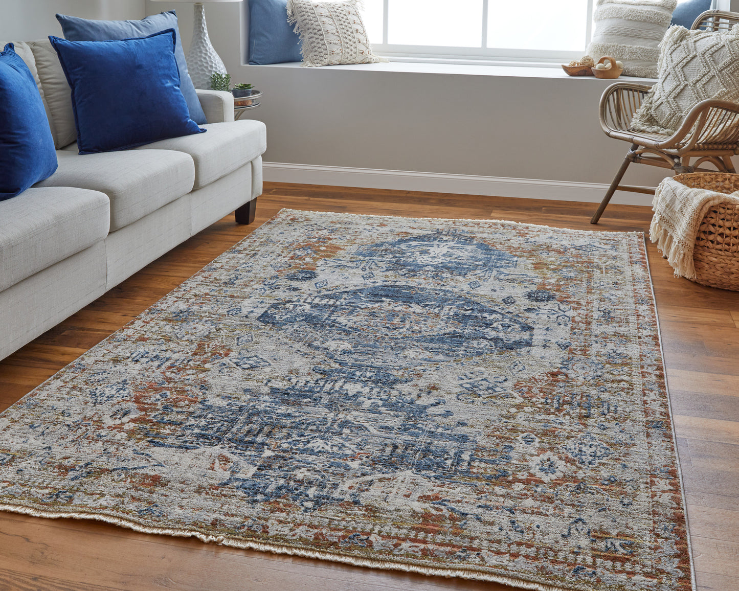 Kaia Transitional/Bohemian & Eclectic/Vintage Ivory/Orange/Blue Area Rug