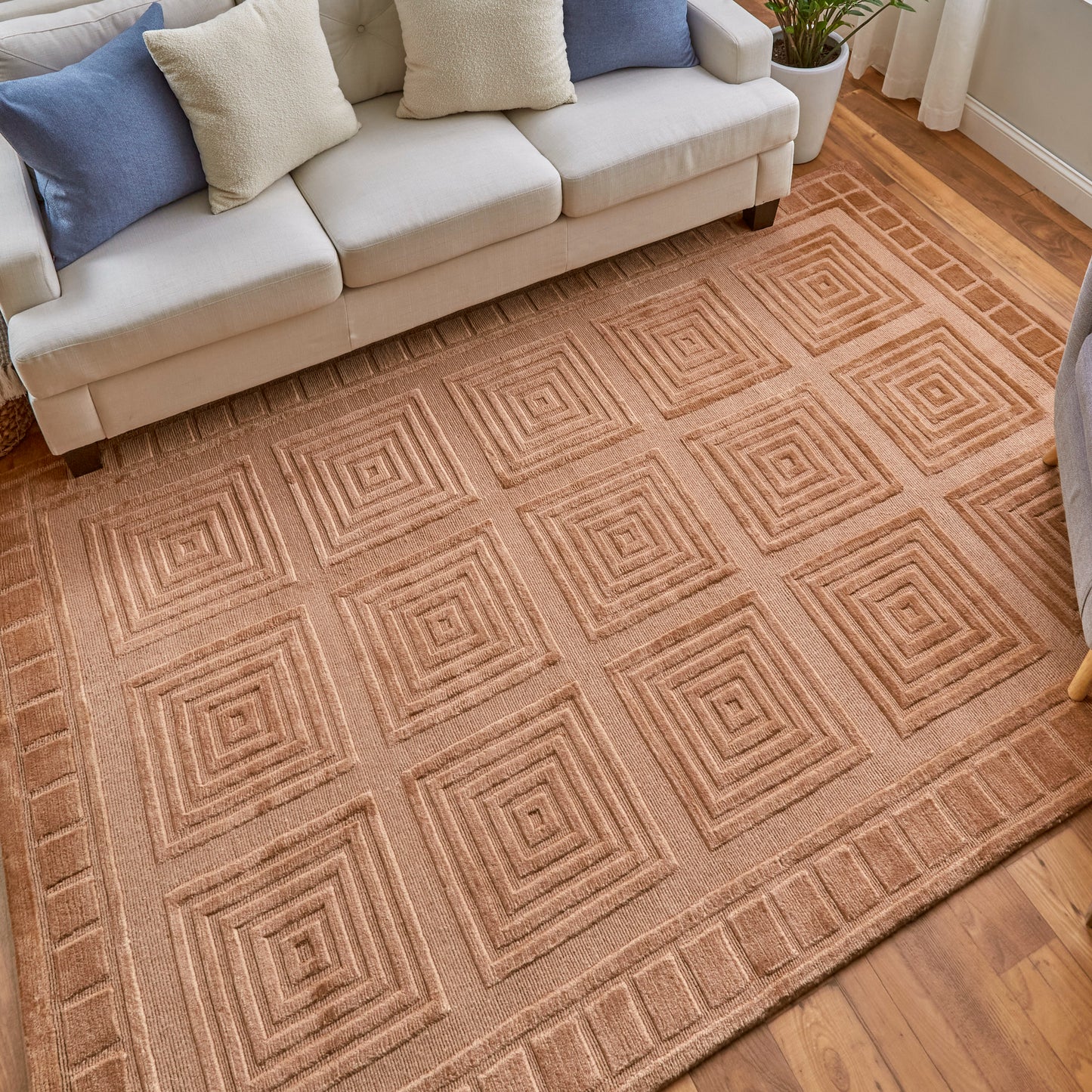 Channels Modern/Global Geometric Tan/Gold - Feizy Rug