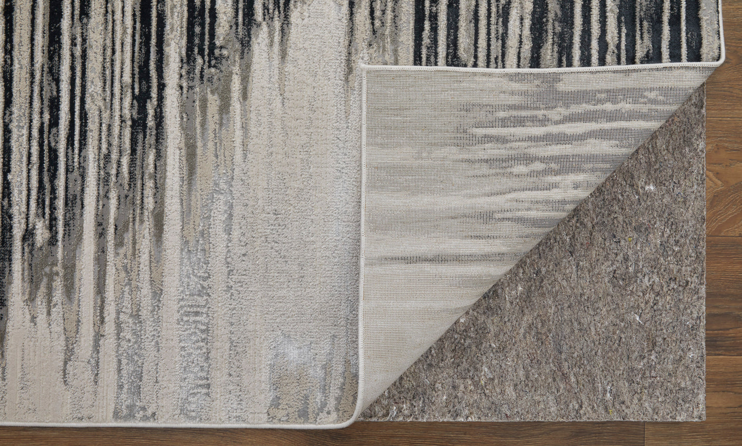 Micah Modern/Scandinavian/Farmhouse Black/Silver/Taupe Area Rug